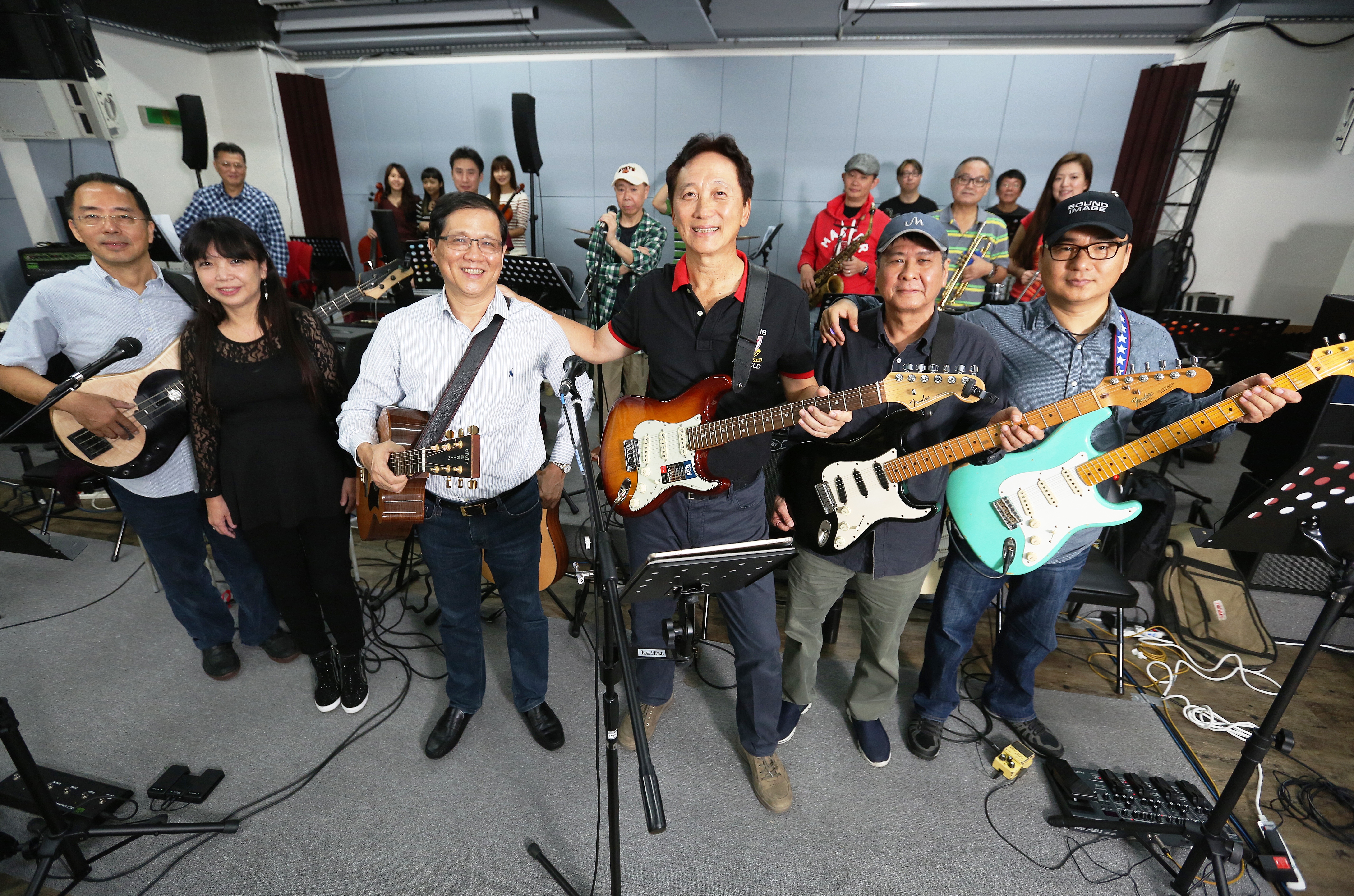 【一路唱到底】科技老董花千萬辦演唱會　追憶搖滾圓夢