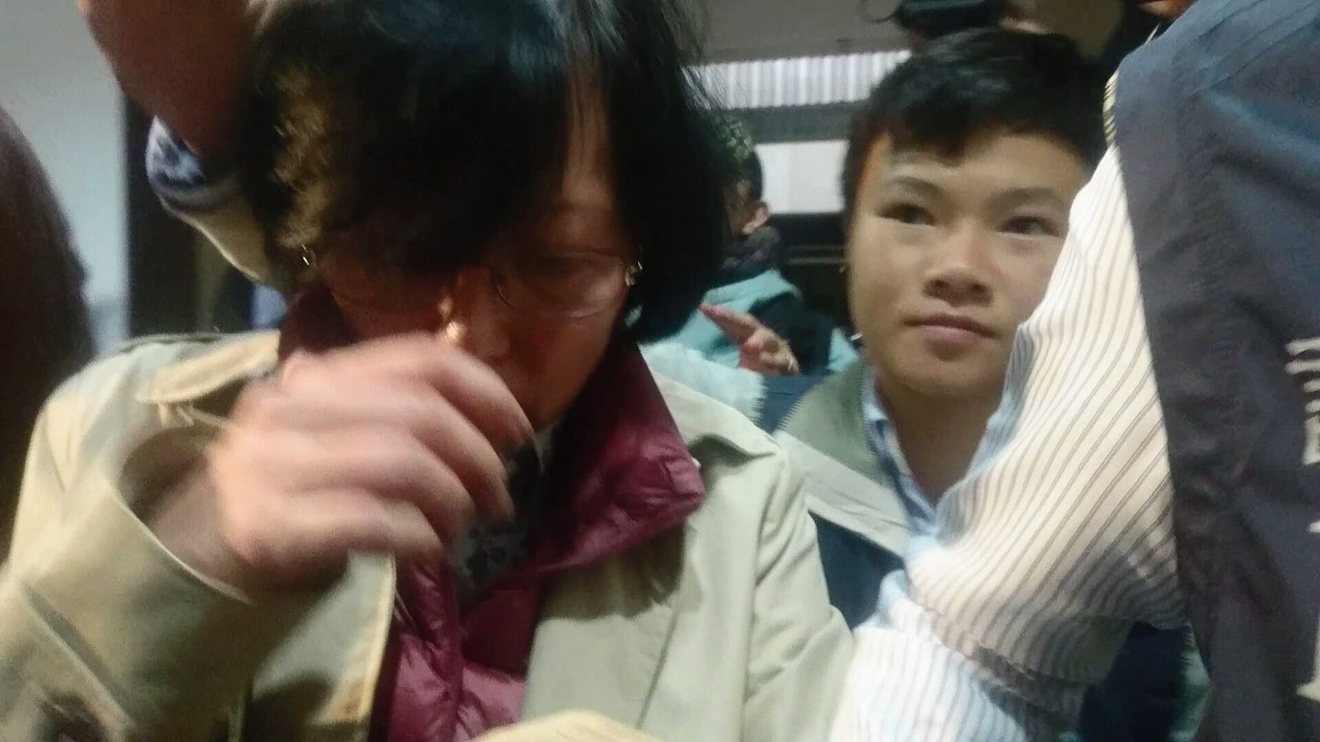 【興航風暴】【獨家】賣721張涉內線 林孝信弟媳辯為兒籌款