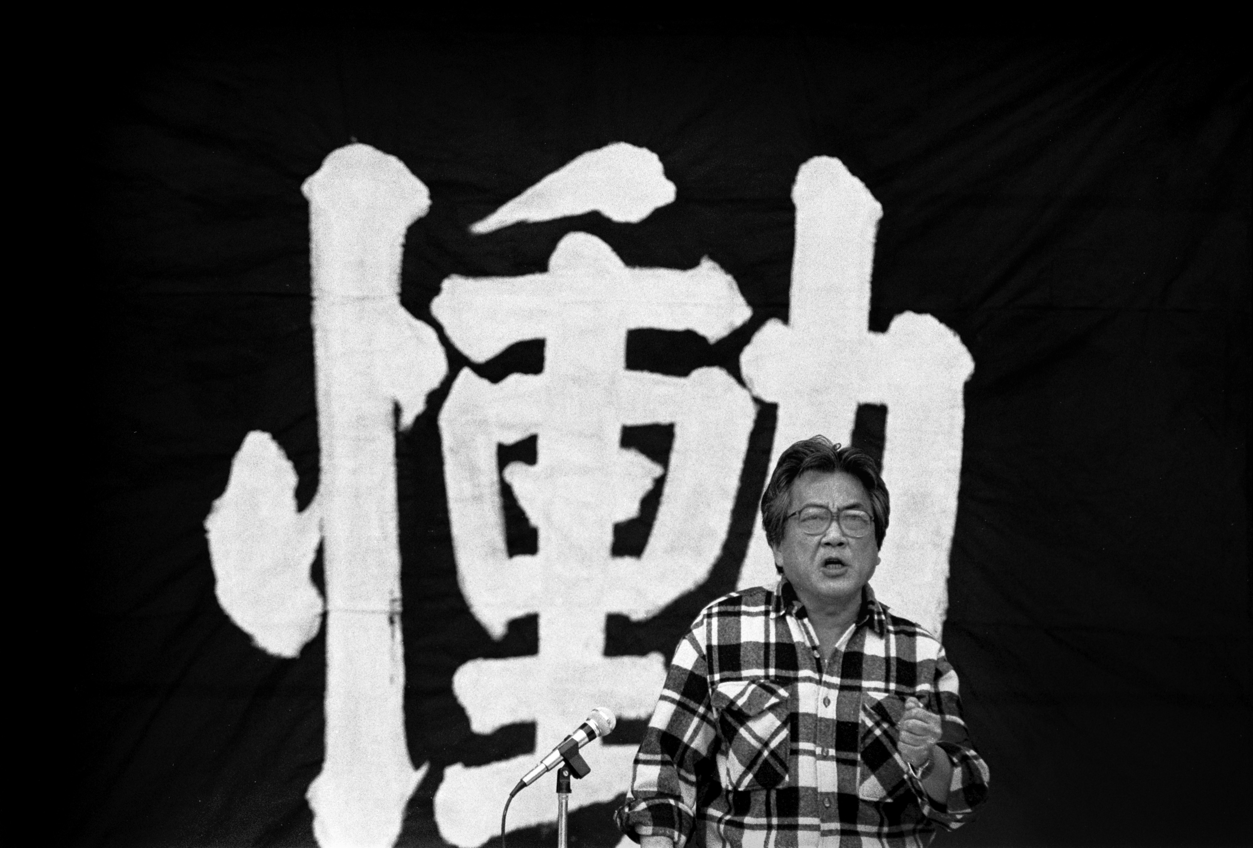 【晏山農專文】斜陽下兀自照耀的陳映真