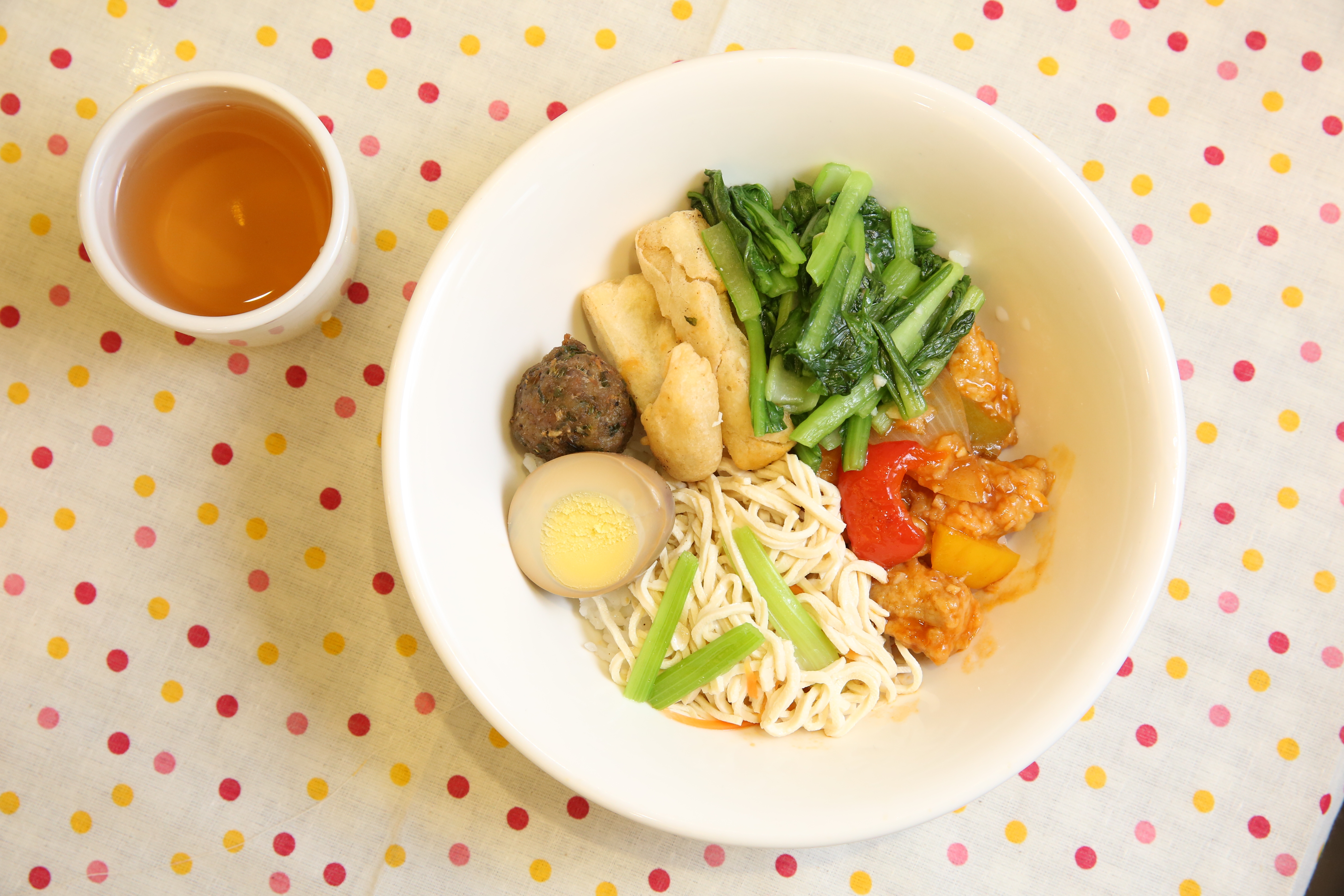 【吃便當】以前是黑道女魔頭　現在午餐吃這個…