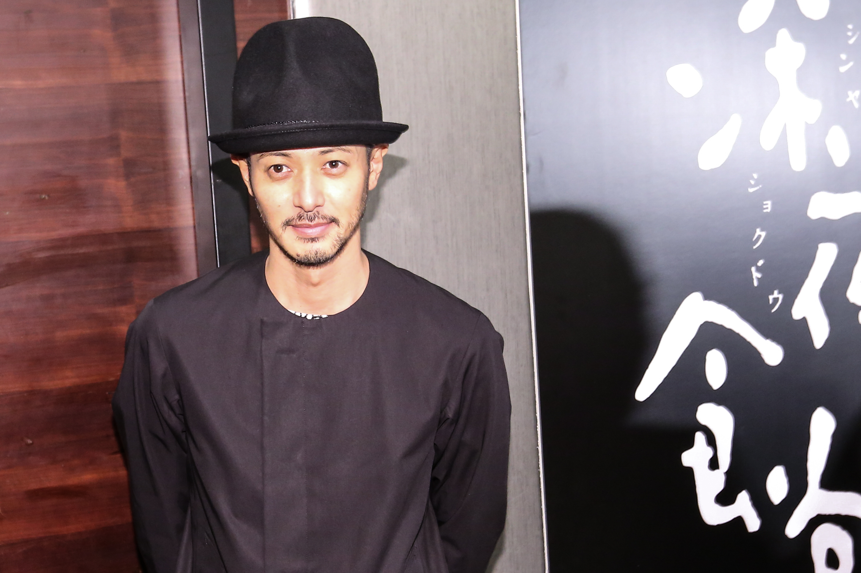 小田切讓記者會霸氣拒拍照　台灣攝影離席抗議