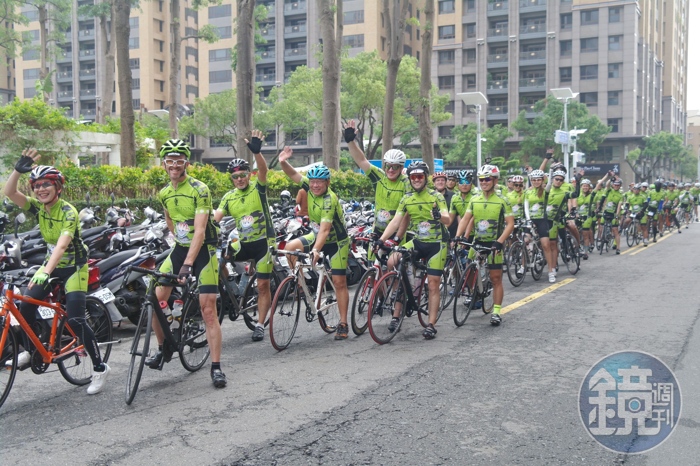 台灣愛丁頓寰盛洋酒取得主辦權，舉辦了為期四天的「為愛而騎 Ride for the Kaohsiung Autism Foundation」公益活動。