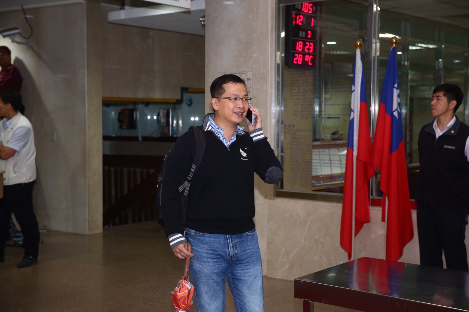 馬英九中場休息吃便當　北檢急叩羅智強應訊