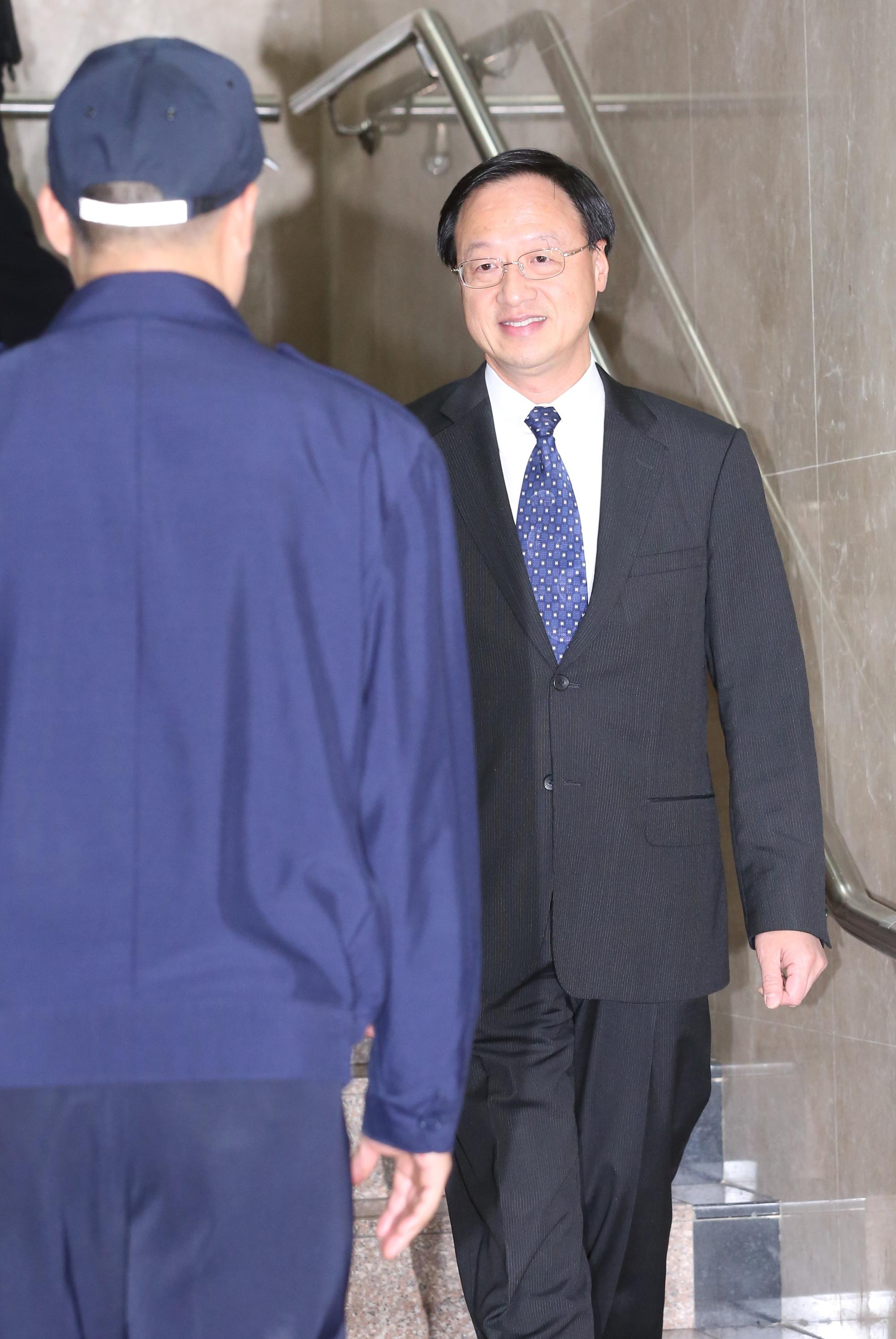 江宜樺專程從香港返台應訊，訊後對案情也沒有回應。