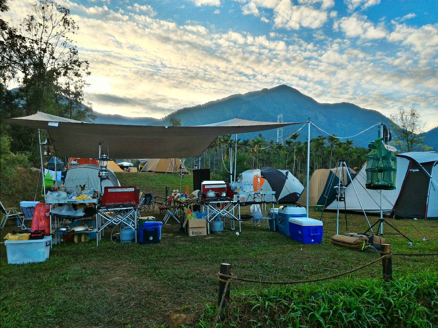 威廉莊園的佔地不小，但老闆兩人堅持只開放36個帳位，要讓露友享受寬敞靜謐的露營空間。