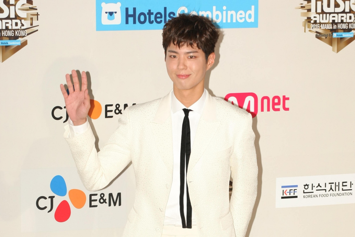 MAMA舞台耍霸氣　朴寶劍對她高喊「妳是我的人」