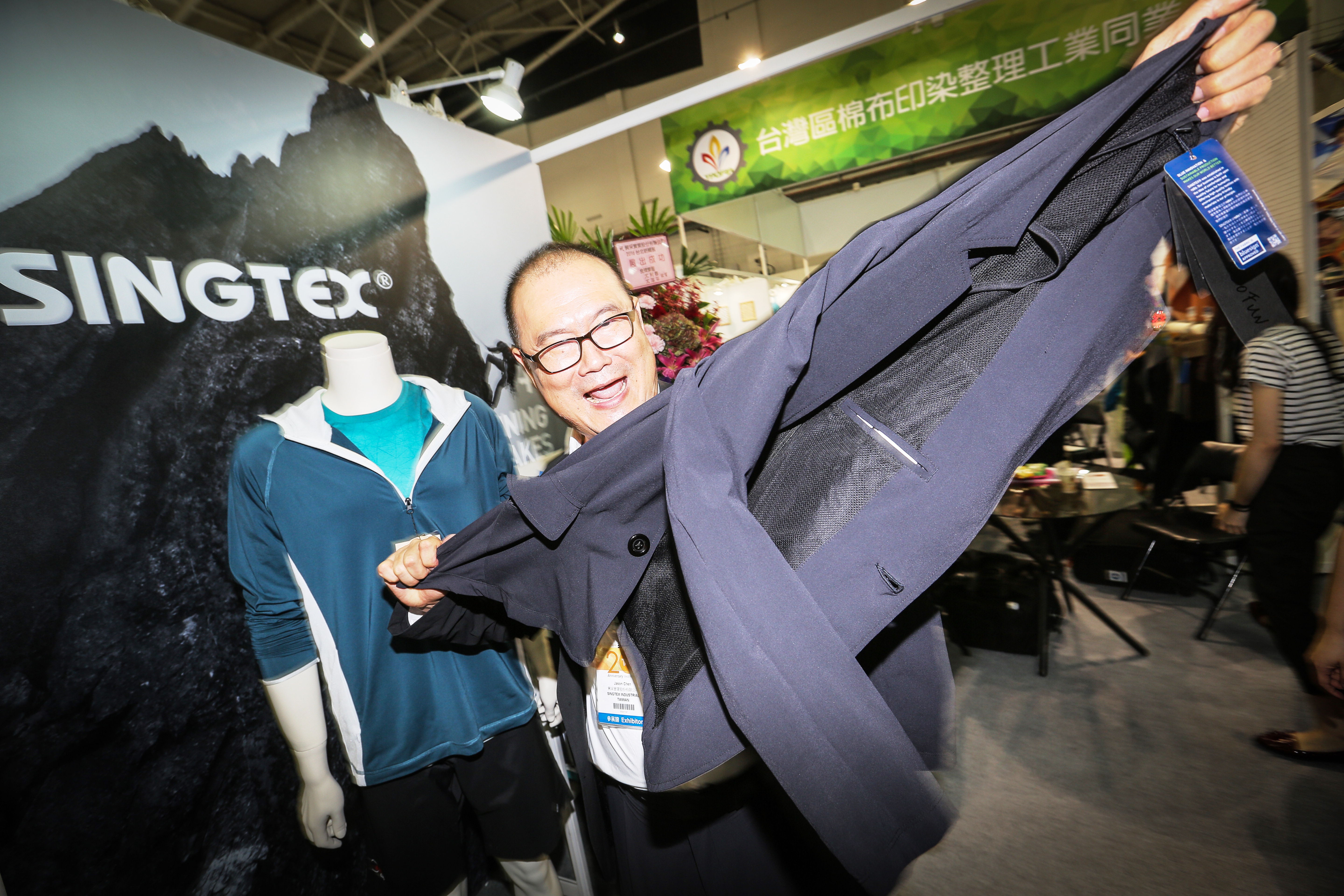 【頭家的第一份工】上班第一天被經理羞辱　他從此養成這個習慣...