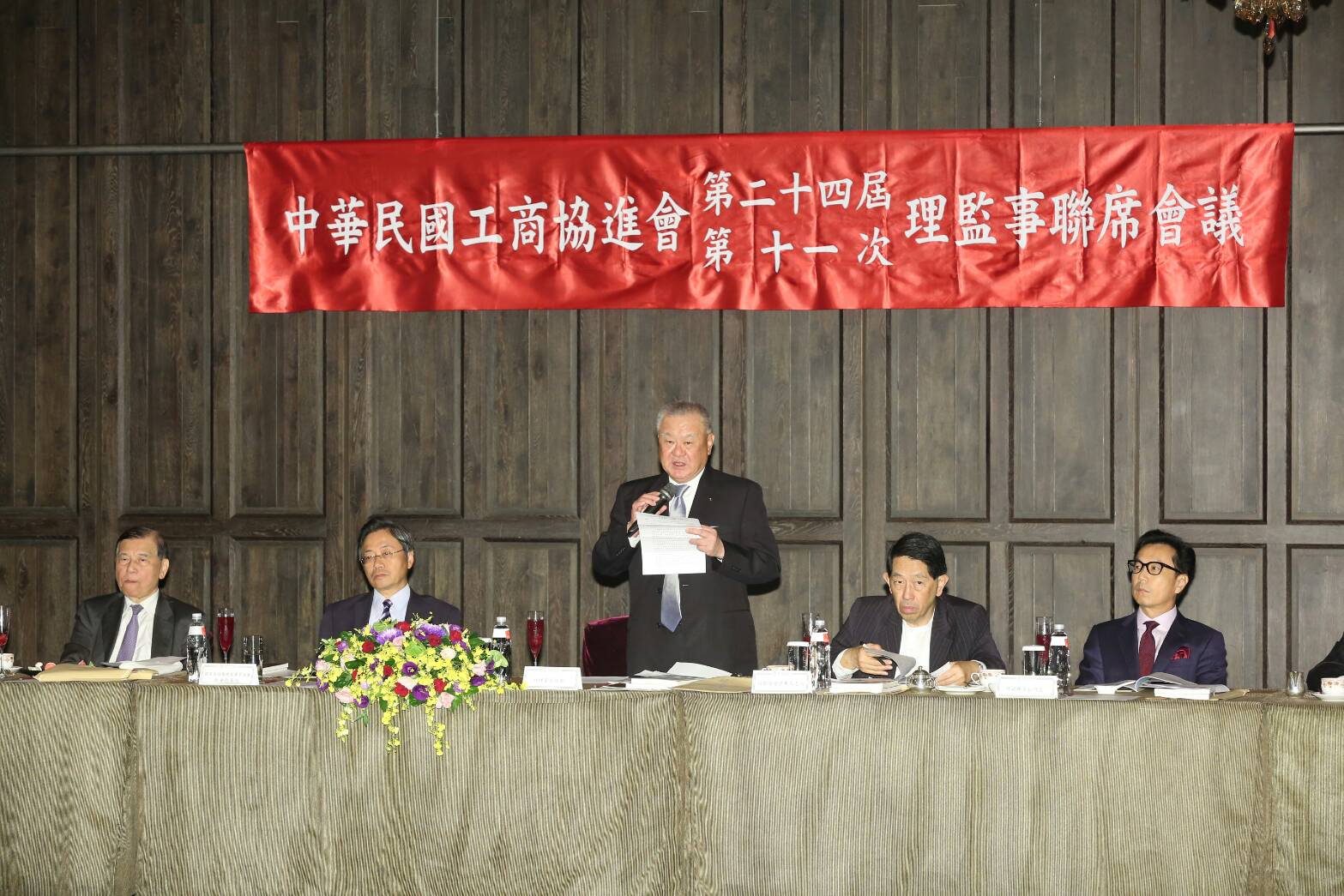 【一例一休三讀】感謝蔡英文砍勞工7天假　林伯豐還有小抱怨