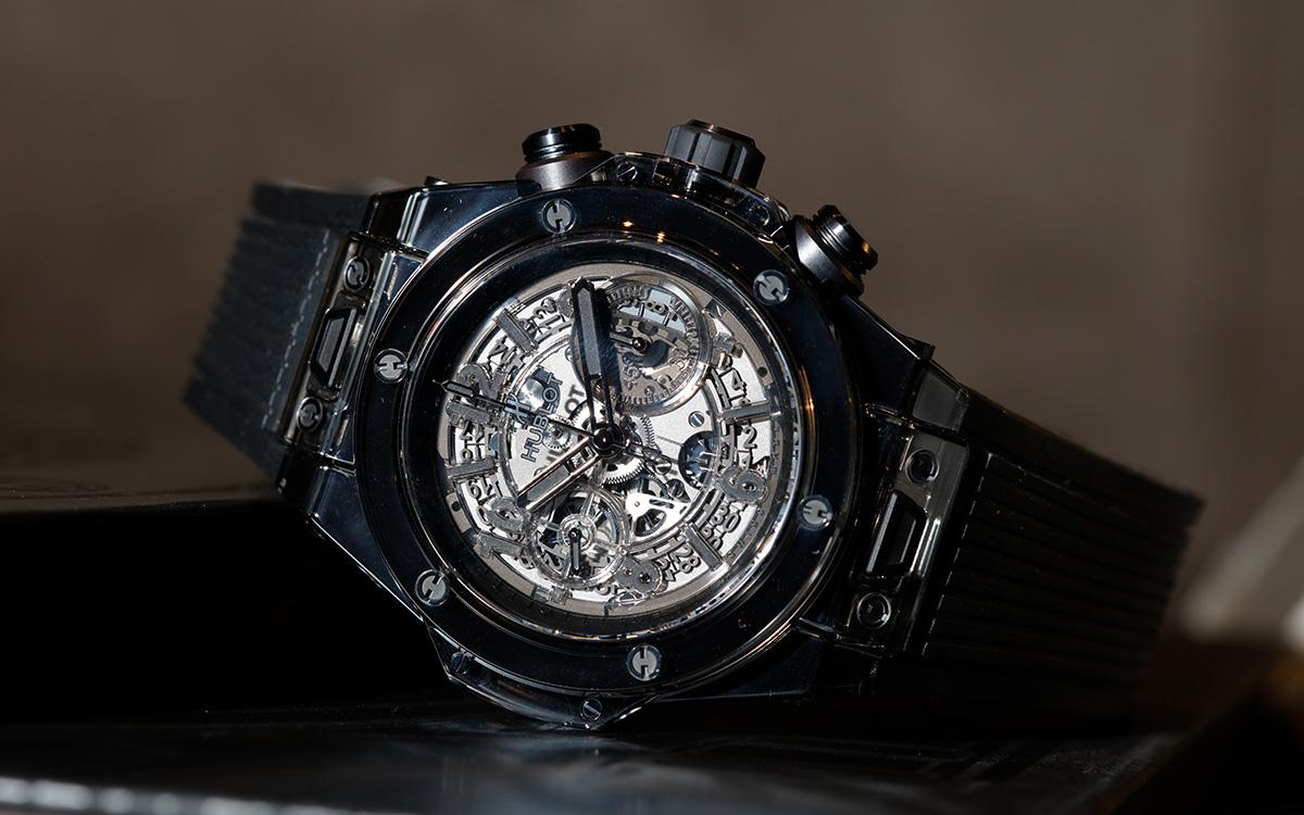 Big Bang Unico Sapphire All Black,藍寶石水晶錶殼鍍上黑色塗層。限量300只,定價NT$ 2,080,000。