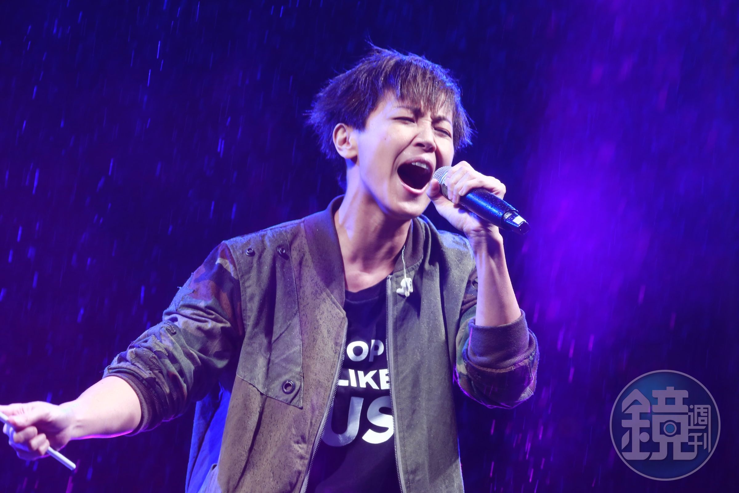 何韻詩特地從香港趕來，她表達對台灣人的敬佩與感謝，並現場演唱了香港的同志國歌《勞斯．萊斯》。