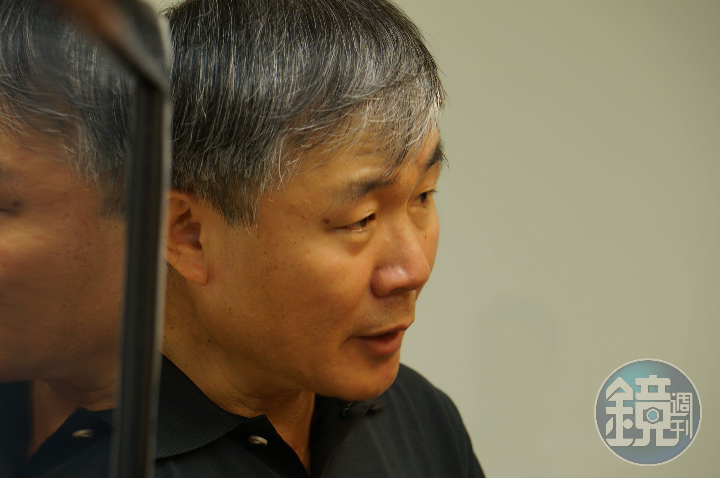廖鴻基演講時神情。（廖鴻基提供）