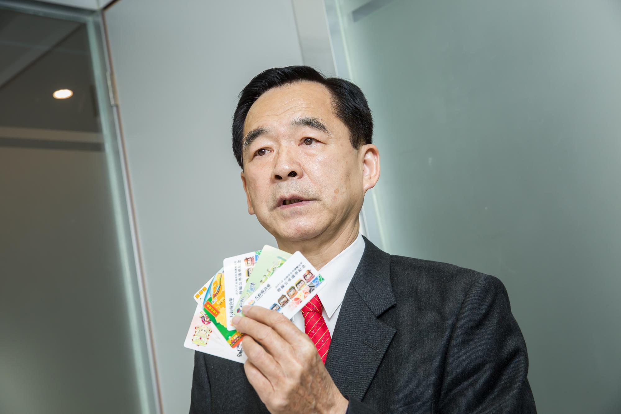 台智卡公司決定減資解散,卻爆發拖欠協力廠商千萬款項,前董事長大王應傑坦言不打算全額支付尾款。