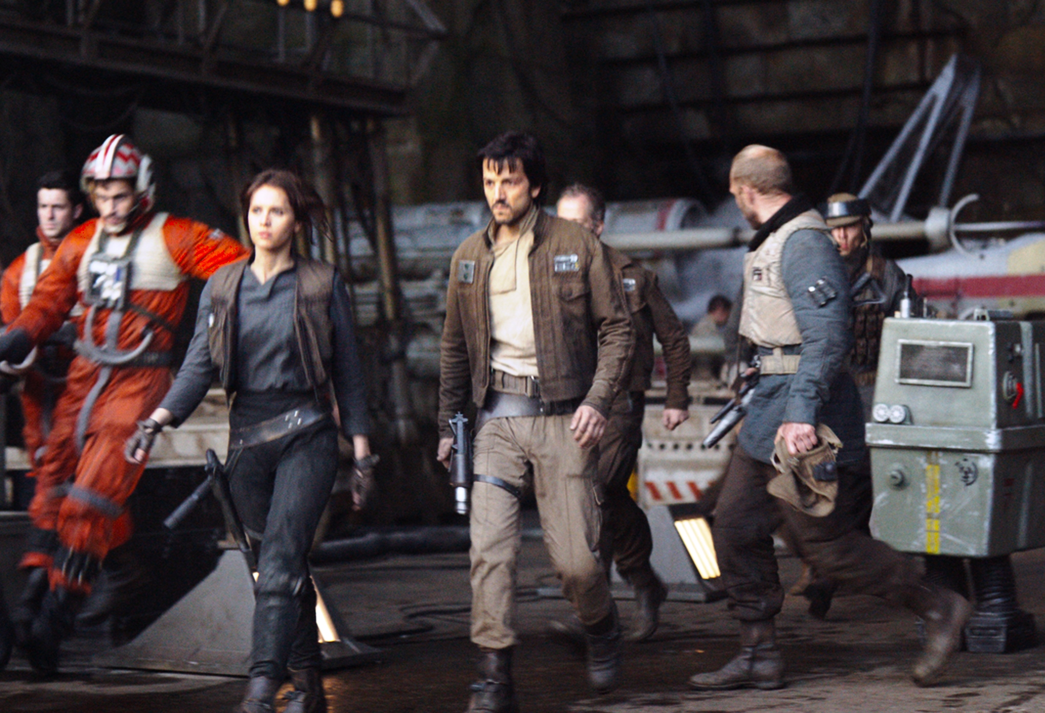 【影評】《星際大戰外傳：俠盜一號》　小人物犧牲造就英雄