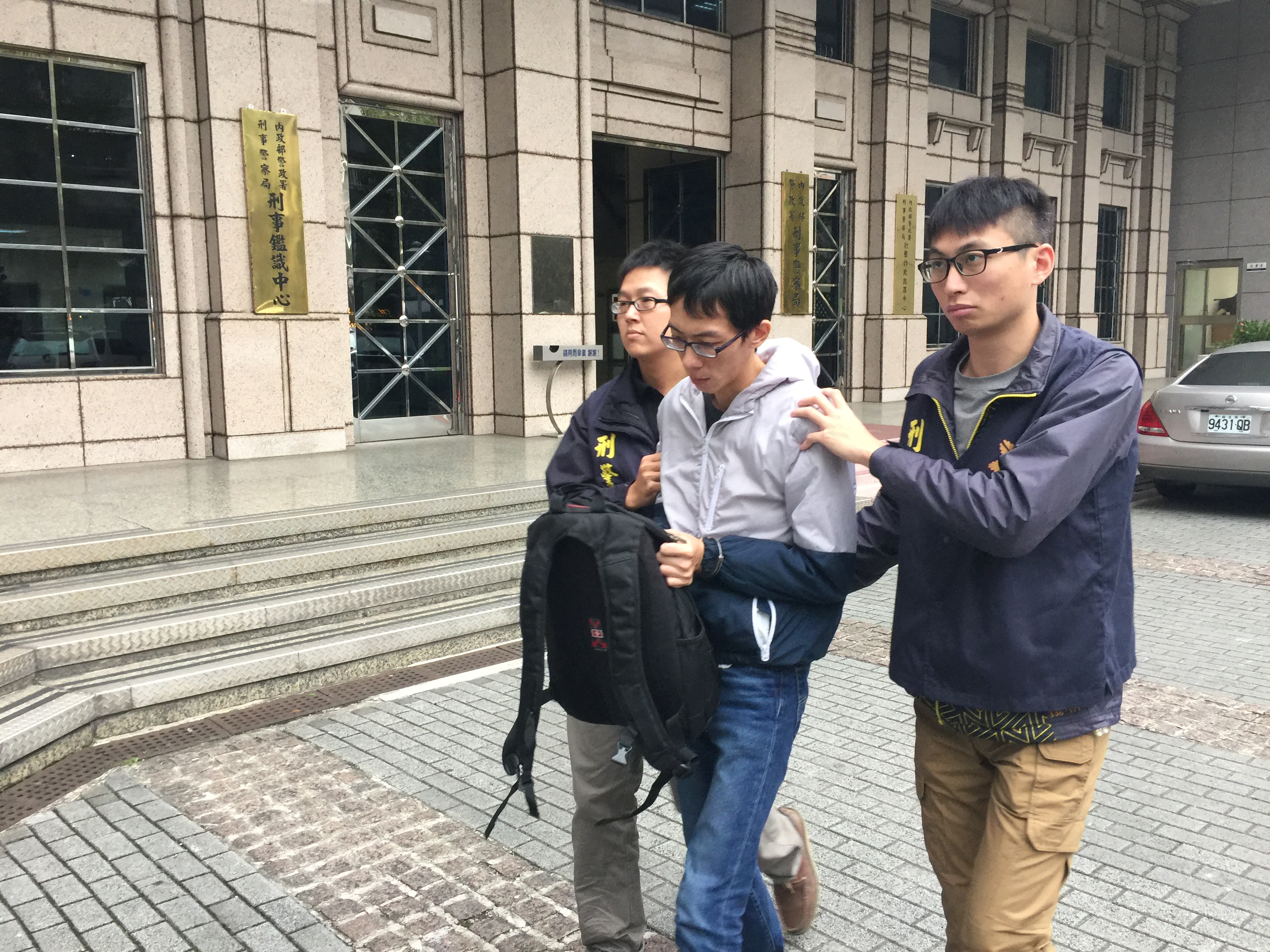 PTT鄉民遭詐騙　被害人怒吼：「化成灰都認得你！」