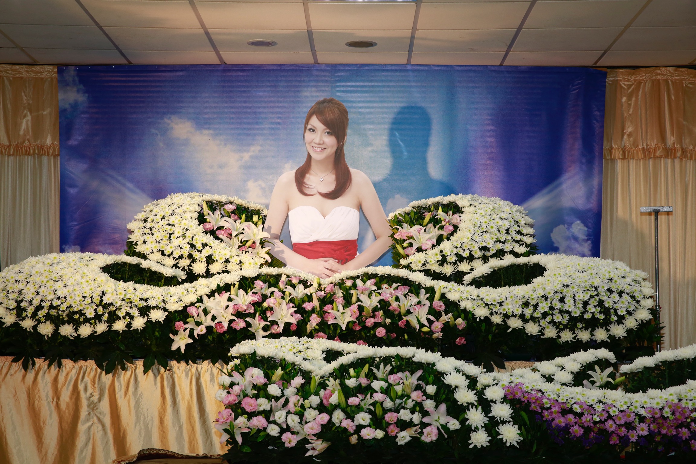 二度與愛女天人永隔　陳父低調送別薇薇安