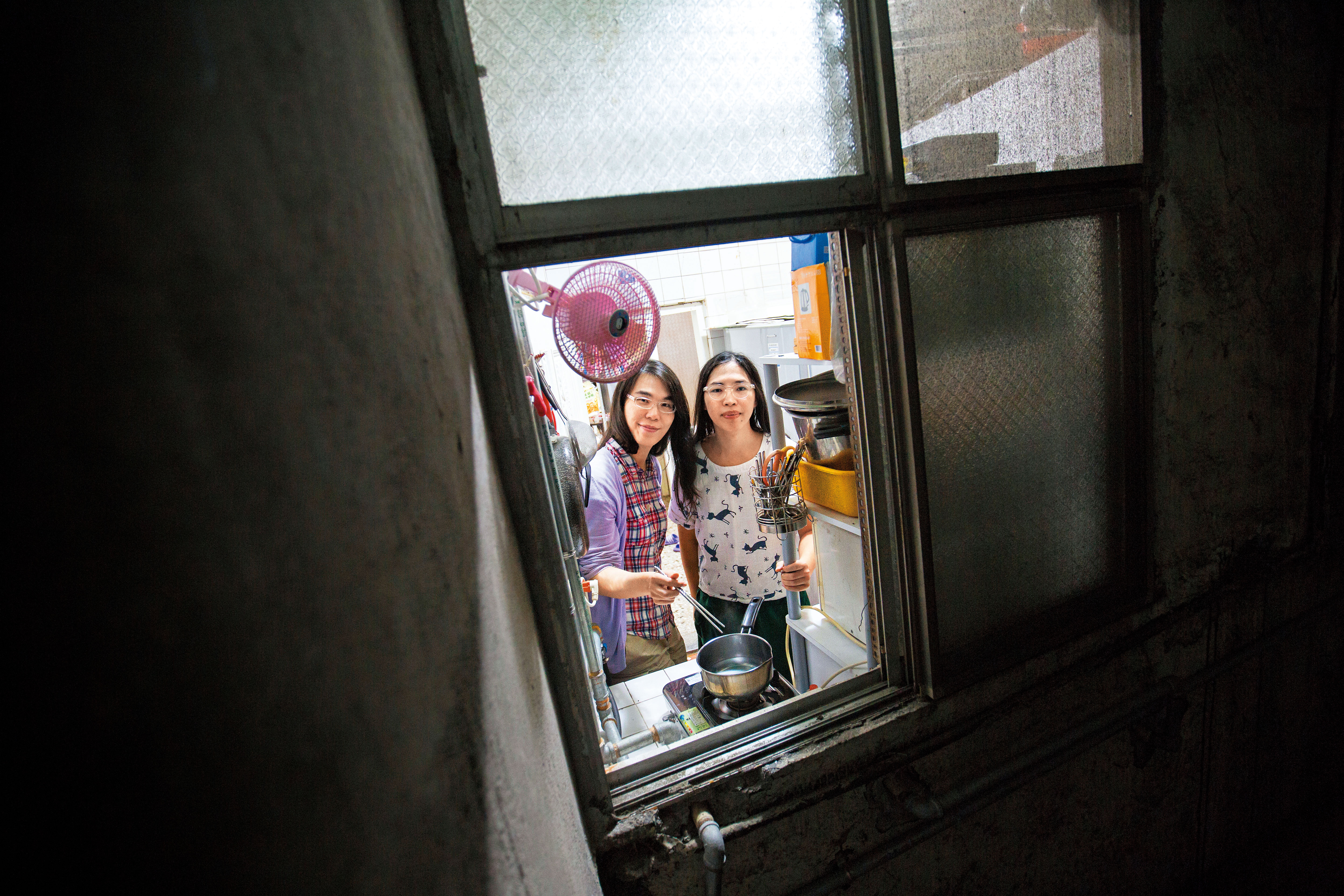 【鏡相人間】同是天涯淪落人　台灣首對跨性配偶的故事