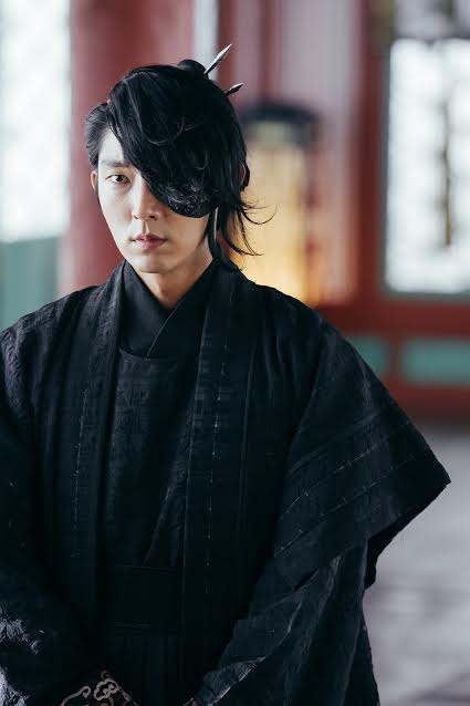 李準基為拍攝韓版《步步驚心 麗》，努力瘦身了15公斤。（衛視提供）