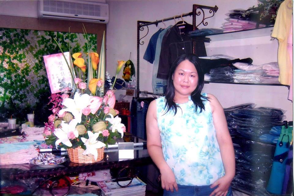 2004年老闆娘唐翊甄賣大尺碼服飾時,體重仍是80多公斤。(唐翊甄提供)