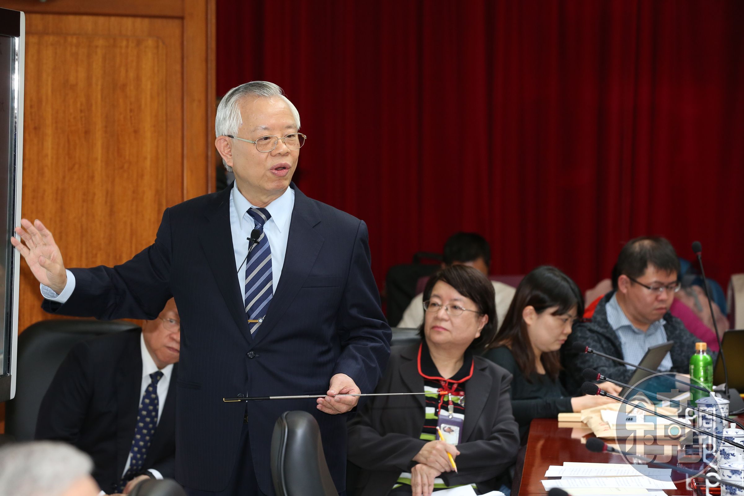 不跟進美國升息，彭淮南認為時間點未到，國內仍將繼續維持「寬鬆的貨幣政策」。