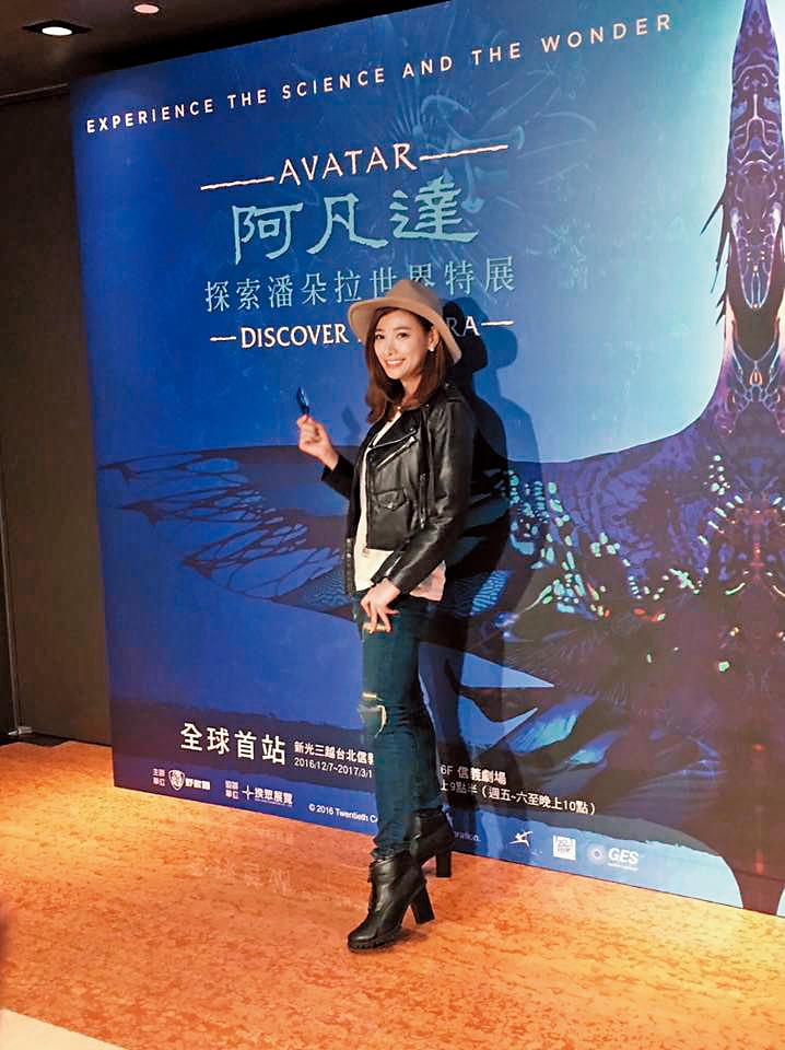 今年簽了新經紀公司後,賴瀅羽有機會參加戲劇演出,也出席電影首映活動,增加曝光率。(翻攝自賴瀅羽臉書)