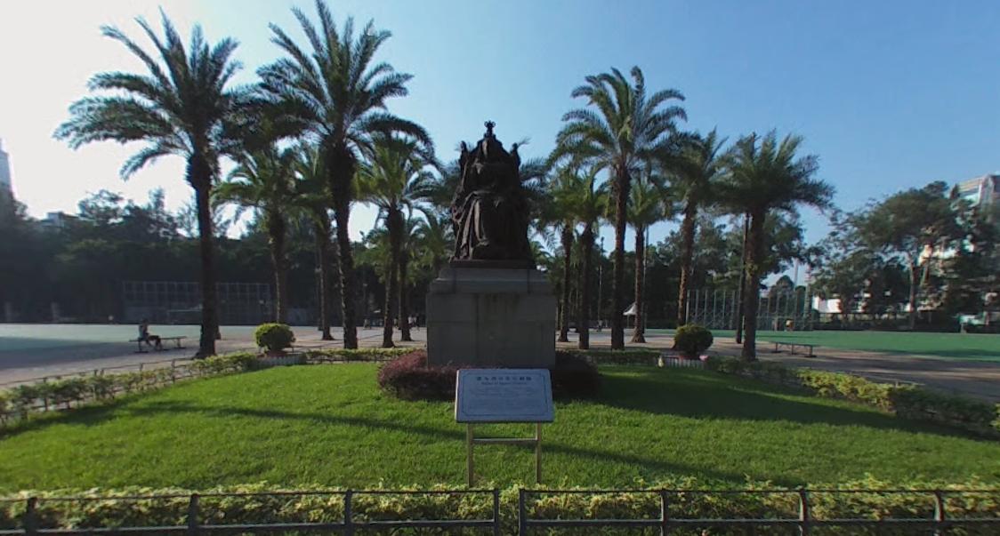 公園裡頭的維多利亞女皇銅像是其地標 。(圖片來源/google map)