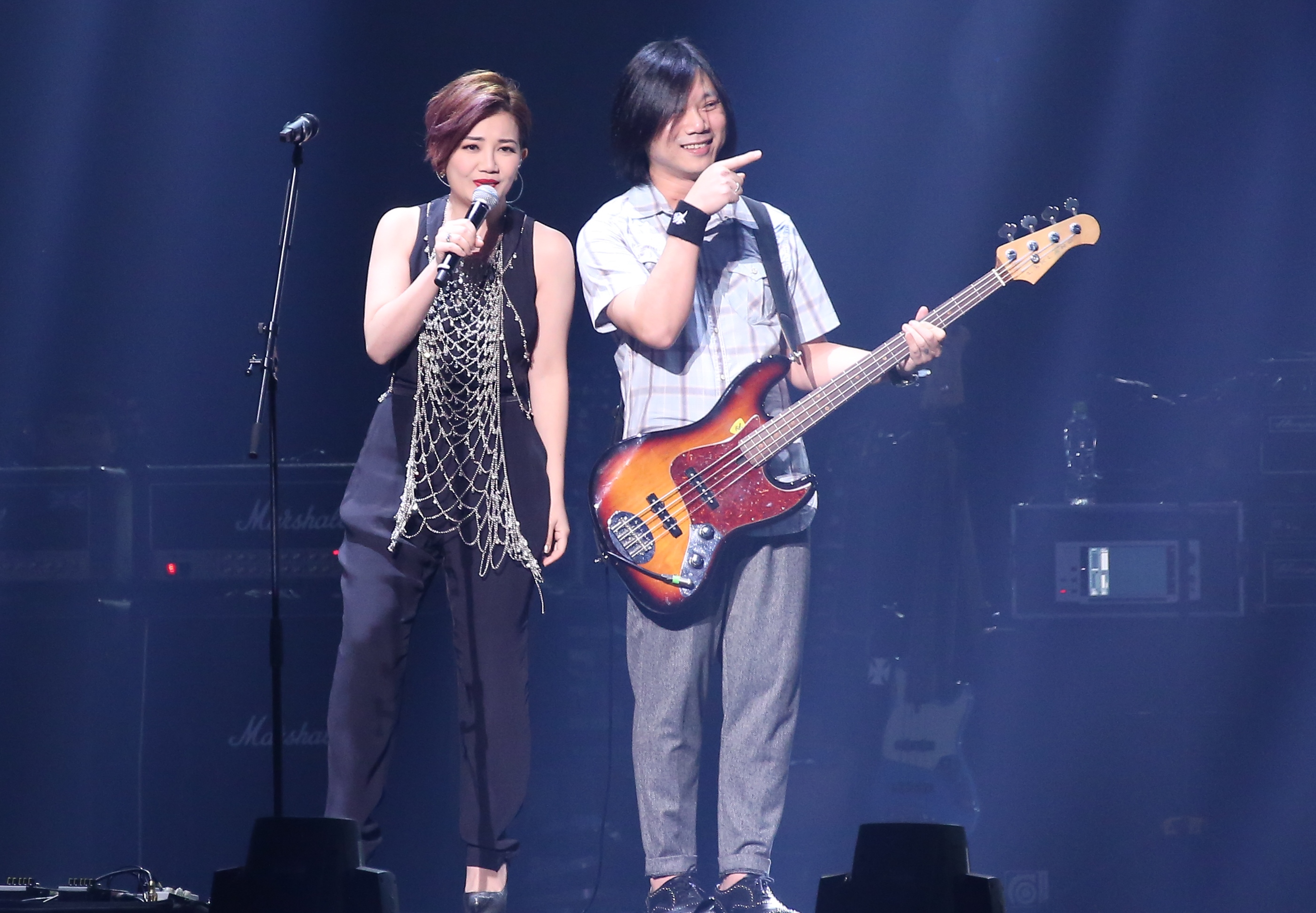 瑪莎梁靜茹被設計同框　五月天9場復刻受驚中落幕