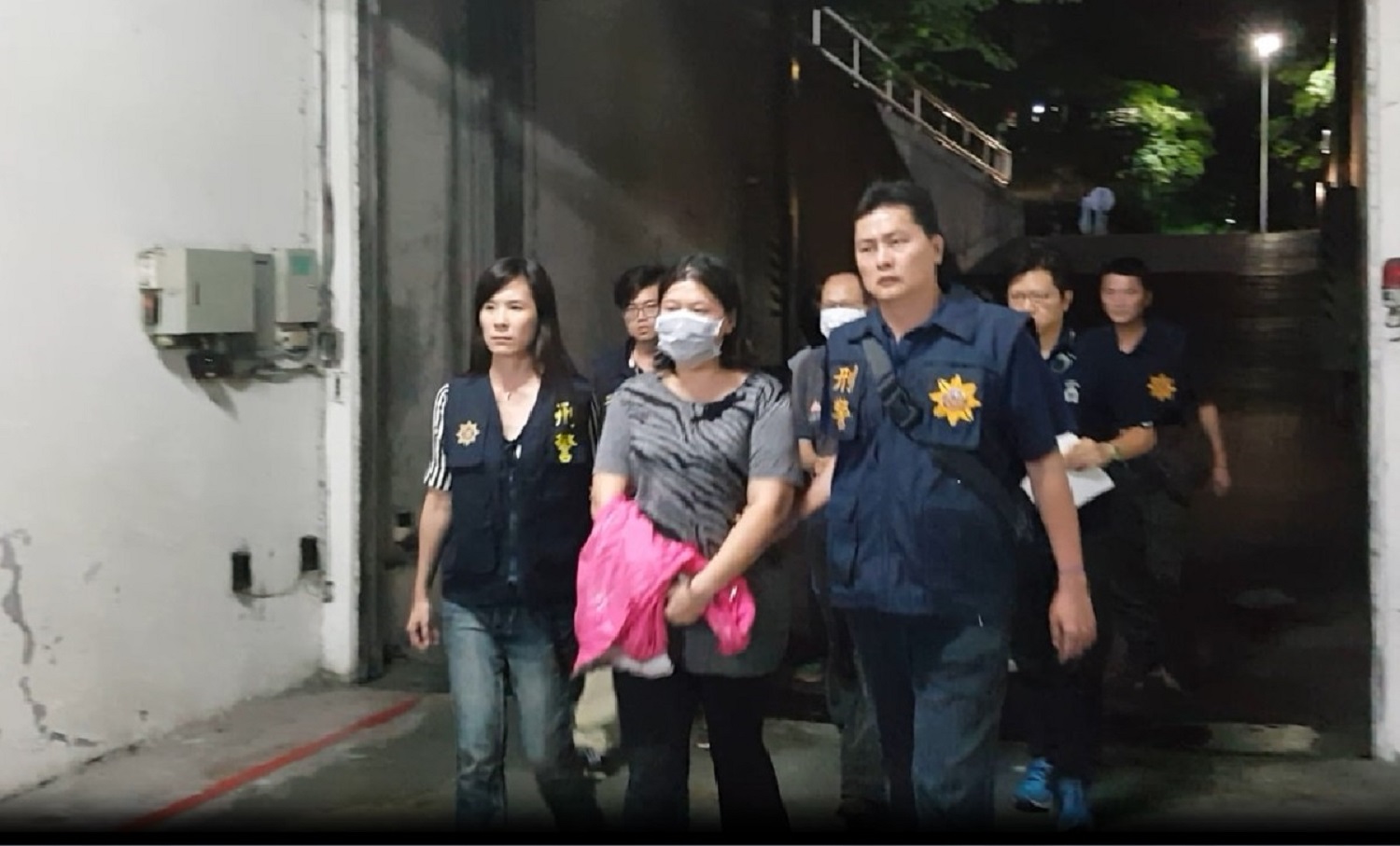 直銷女經理淪車手　綠光老公慘成小王人頭戶