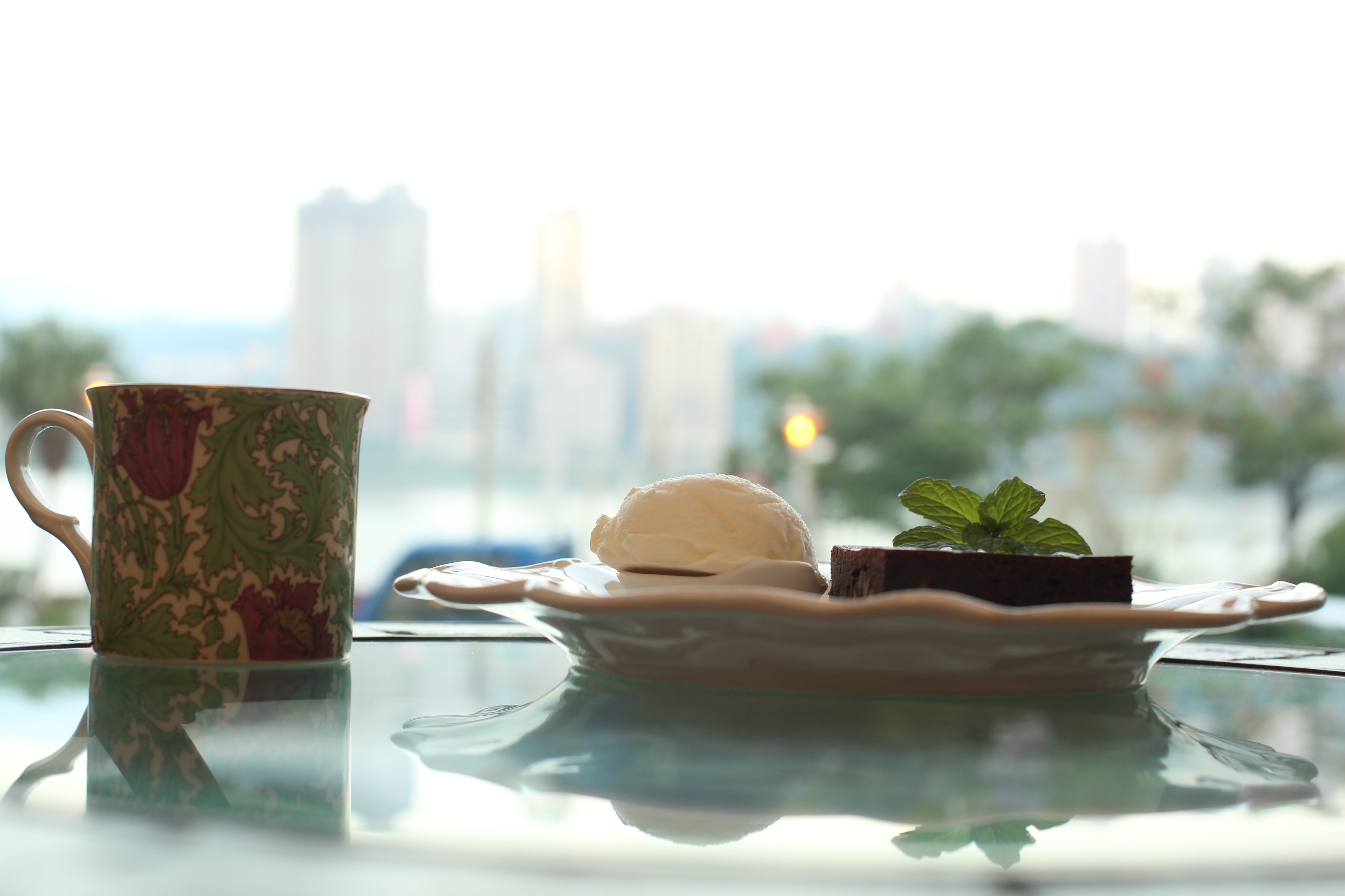 點杯手沖咖啡、自家烘焙的甜點,滿屋子盪漾溫暖的手作氣息。