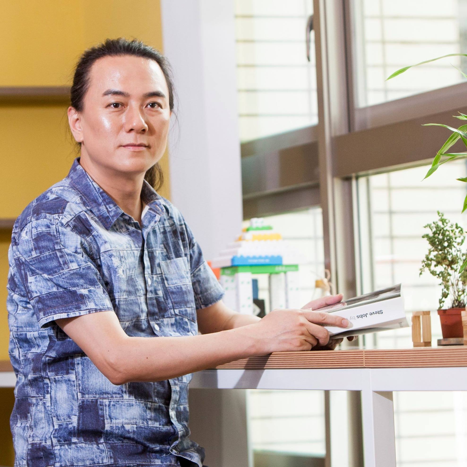 知名科技人翟本喬所創立的和沛科技宣告大裁員八成,震撼網路圈。(翻攝自翟本喬臉書)