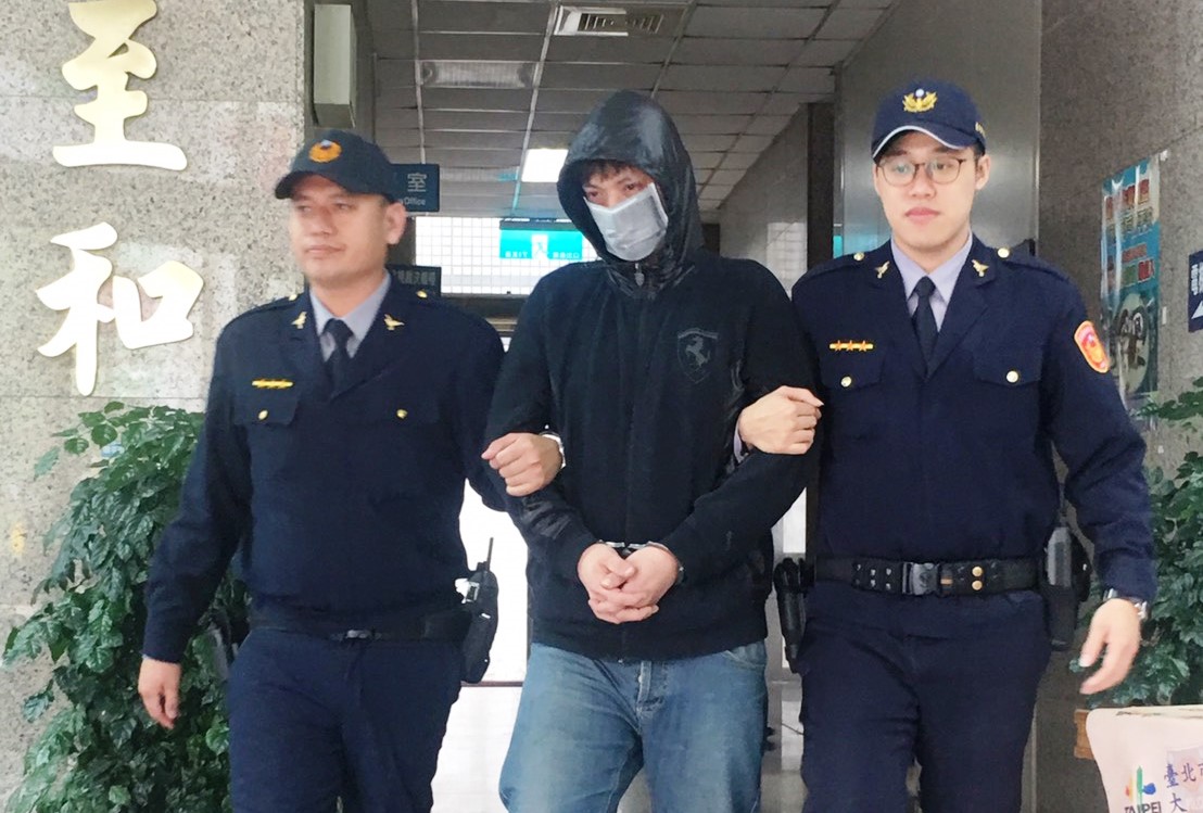 酒醉還襲警！罰金讓惡騎士哭哭