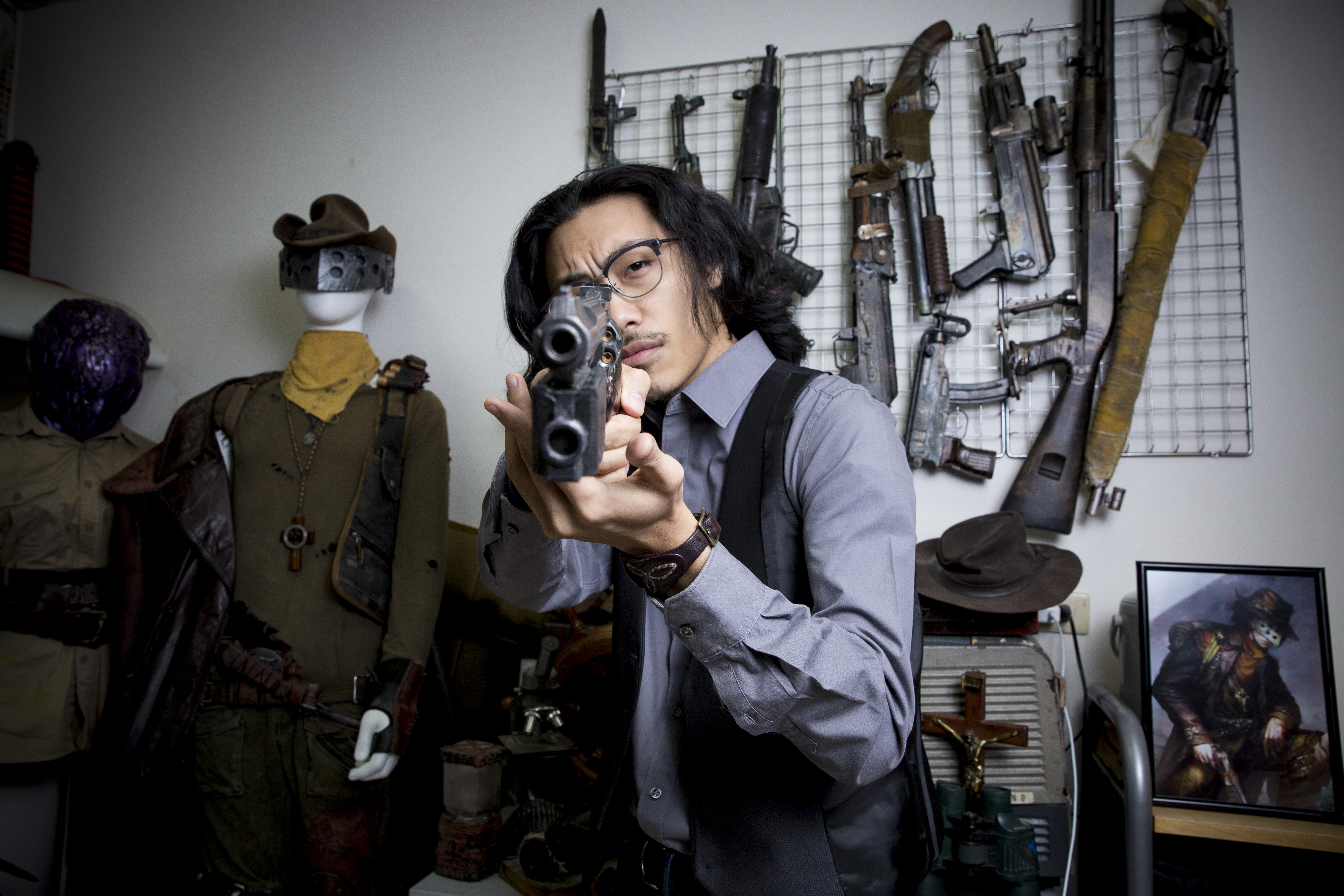 【硬派科幻史詩《RETREAT》】周百祥，不是瘋子就是傳奇