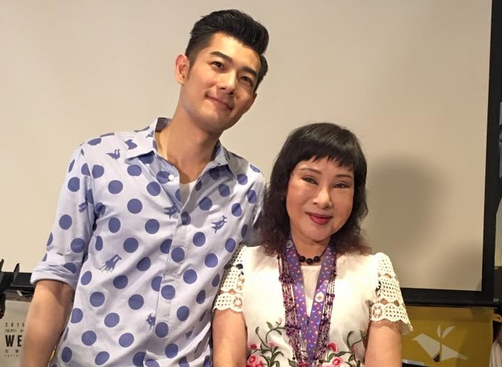 人生第二次來不及的心痛　施易男與母親天人永隔