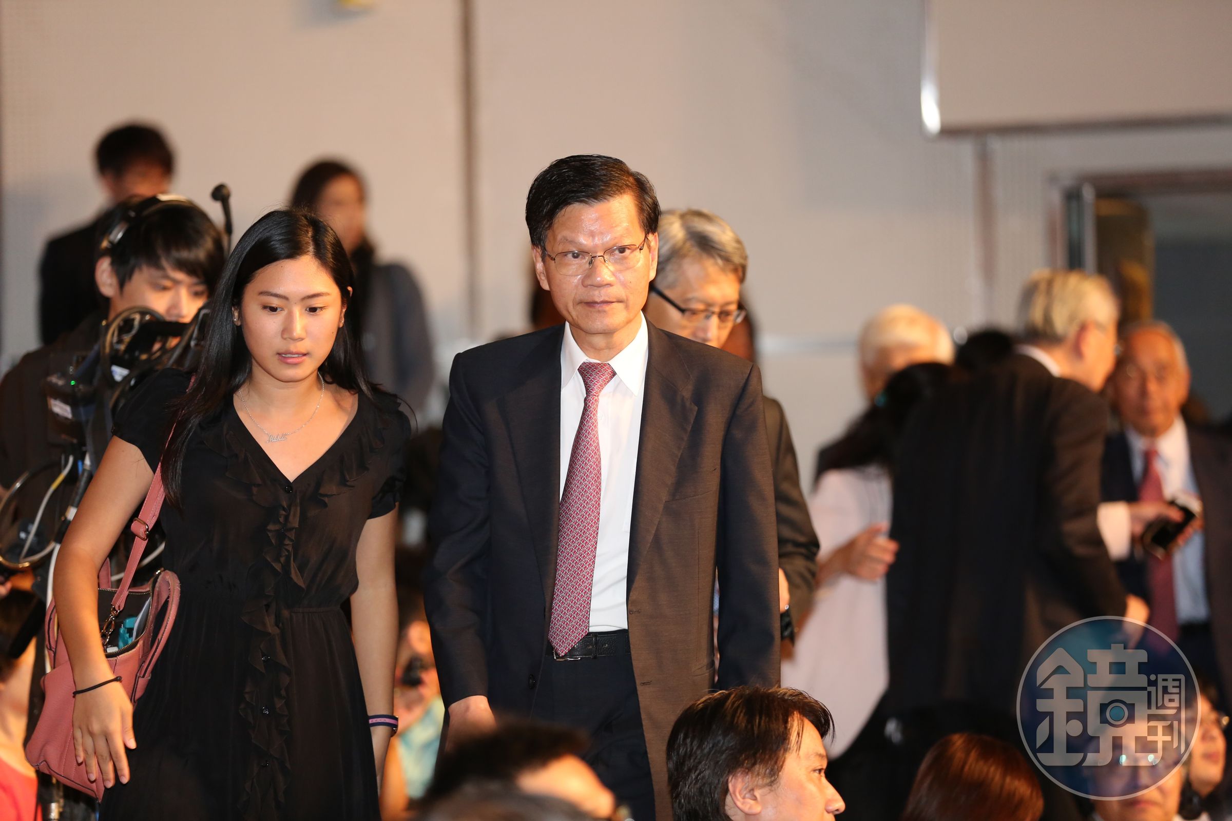 翁郁琇名下3000張浩鼎股票，成為壓垮翁啟惠的最大關鍵。