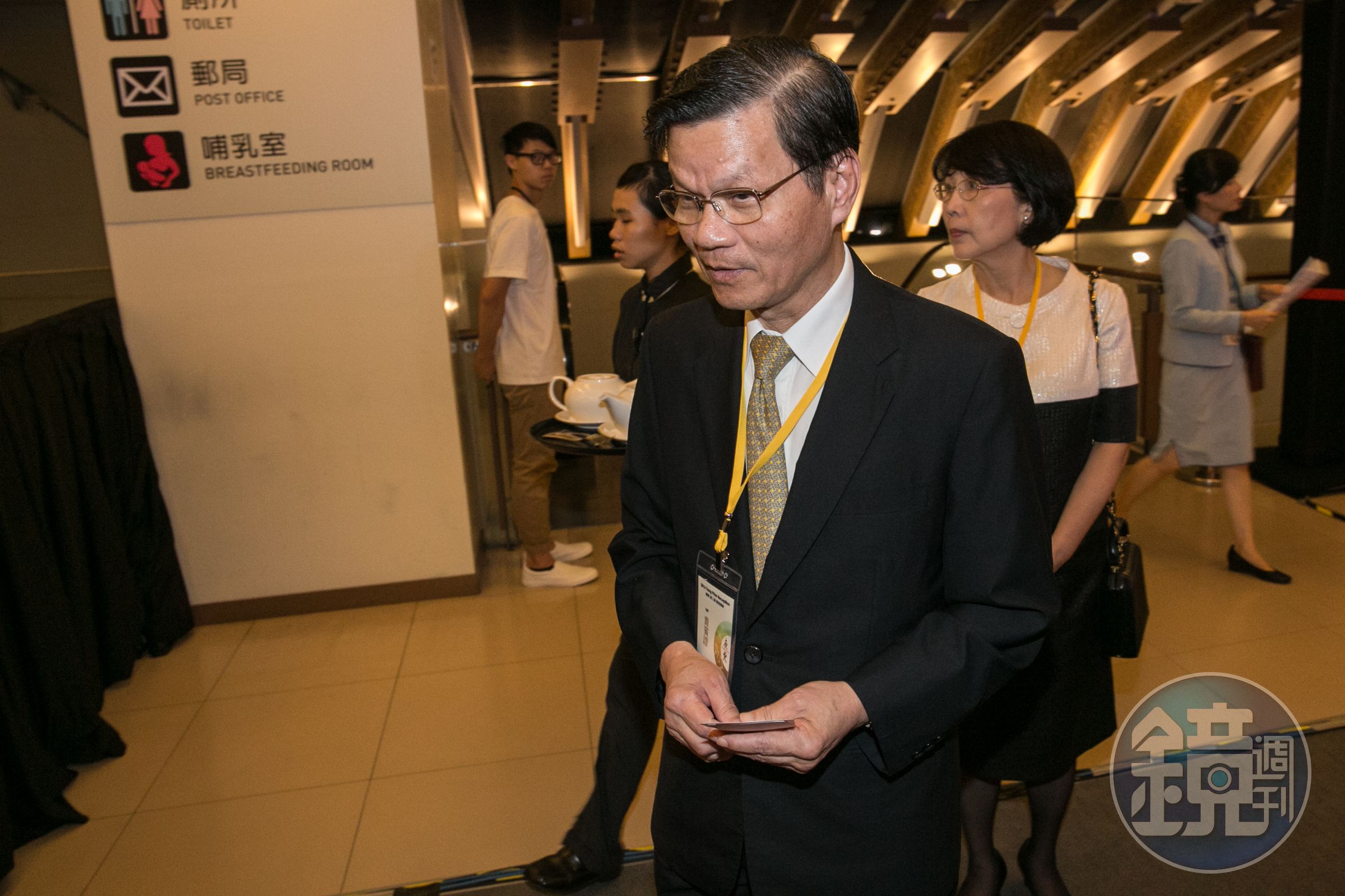 翁啟惠被依貪汙治罪條例起訴，成為中研院有史以來首位遭列貪污被告的院長，市價近億元的3000張浩鼎股票也被檢方請求沒收。