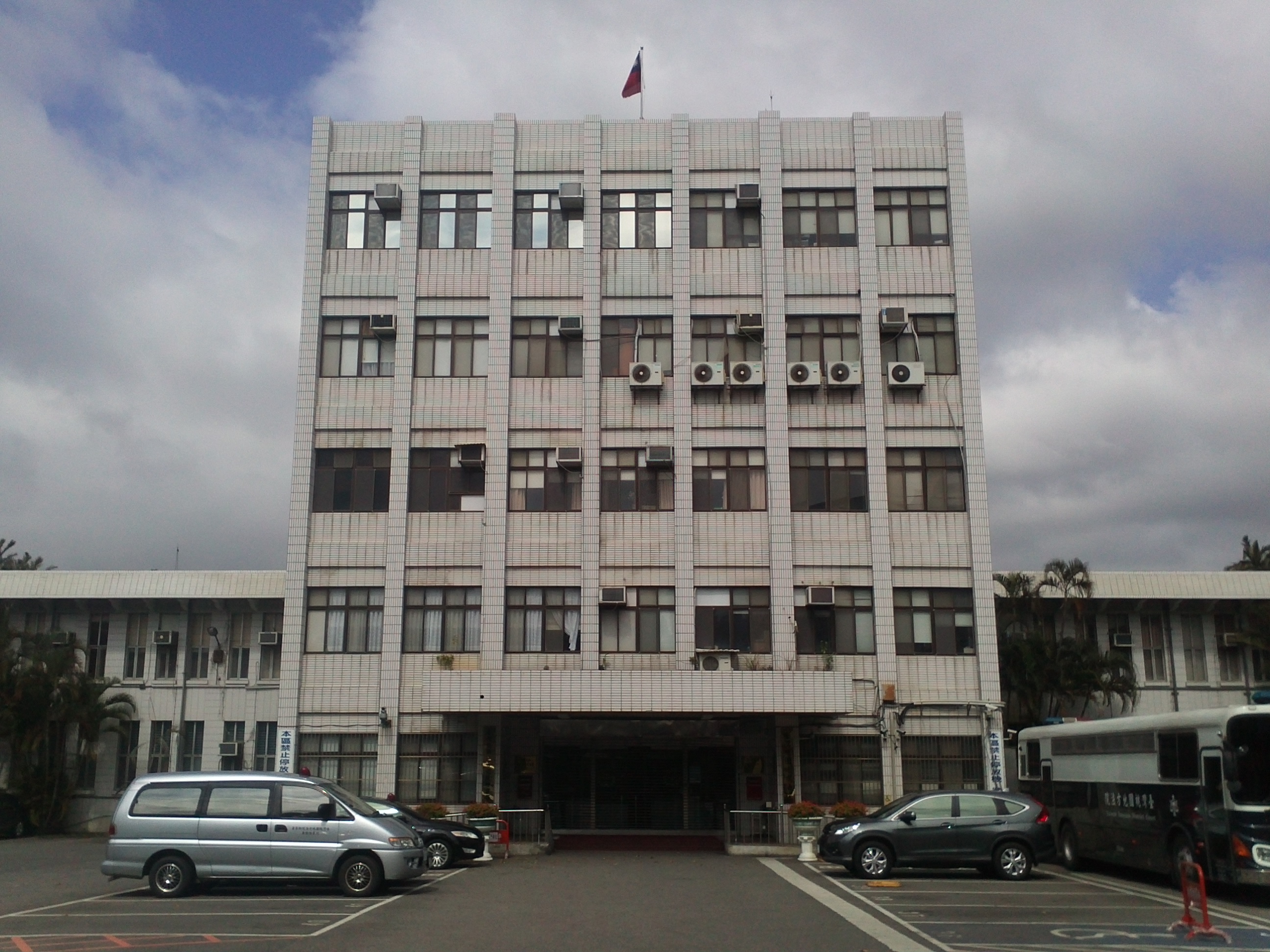 法官自稱外省人　嗆要收押被告遭罰薪10月