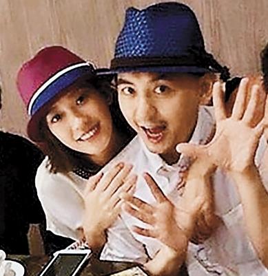 孟耿如和黃子佼戀情穩定,婚期指日可待。(翻攝自臉書)