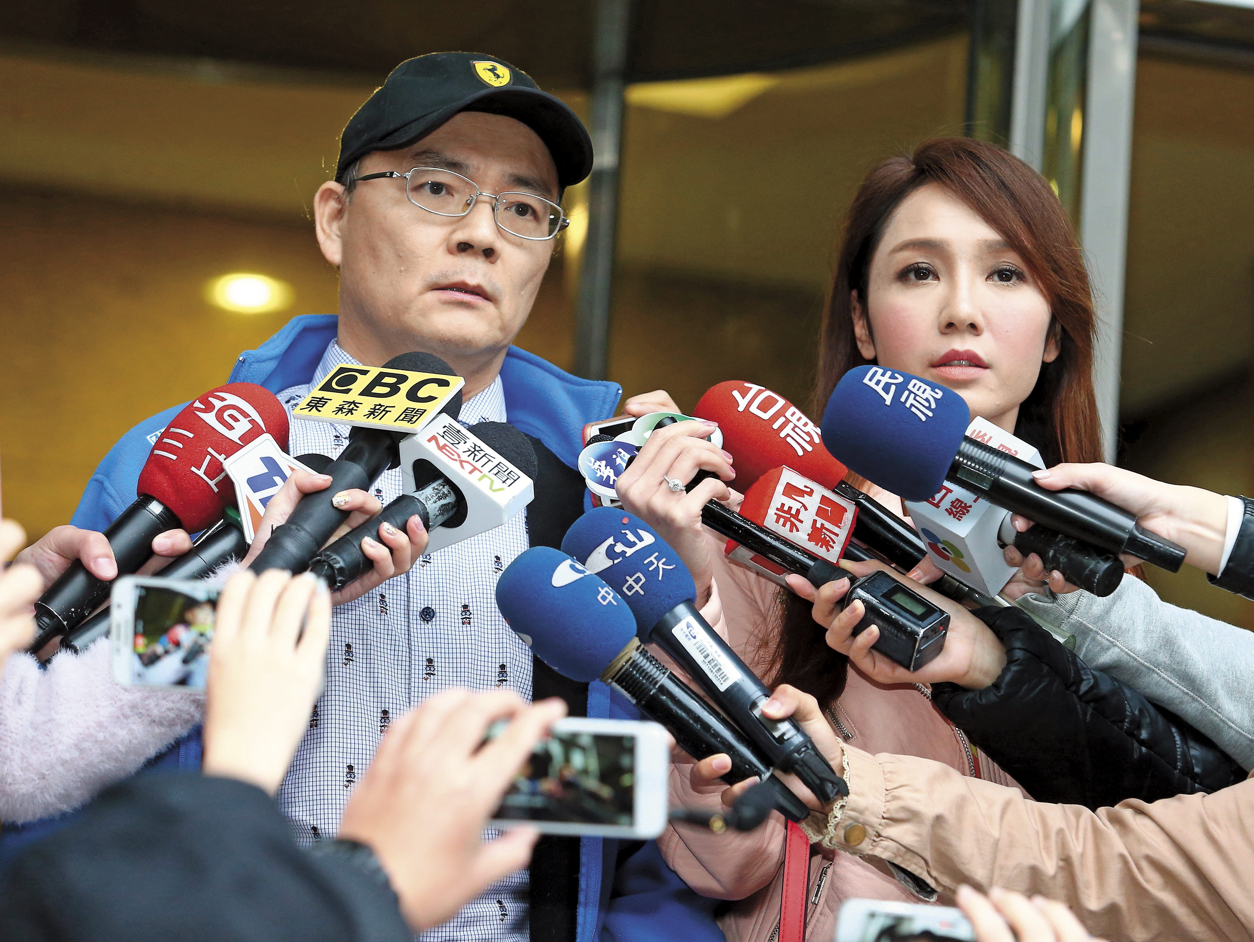 【直擊有片】海倫清桃沾富二代　遭夫電話抓姦