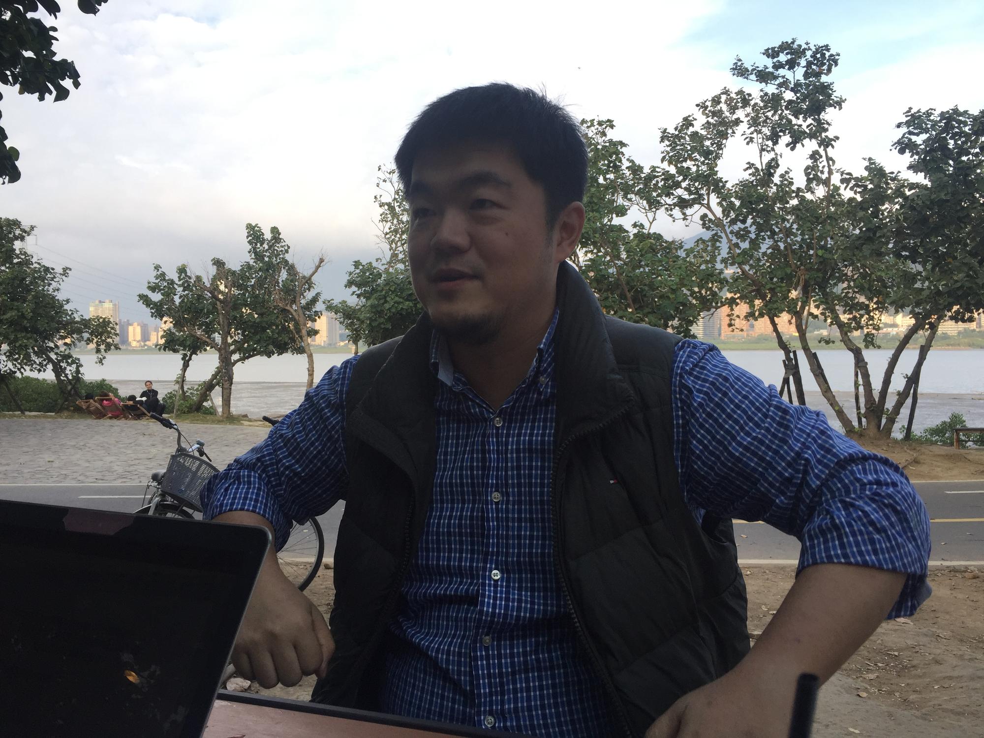 謝依涵已被判刑定讞，八里媽媽嘴咖啡廳老闆呂炳宏表示遺憾。