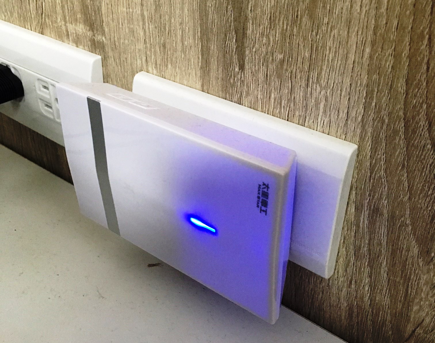 該公司斷電系統，只要一不對勁，主嫌就能遙控使斷電。