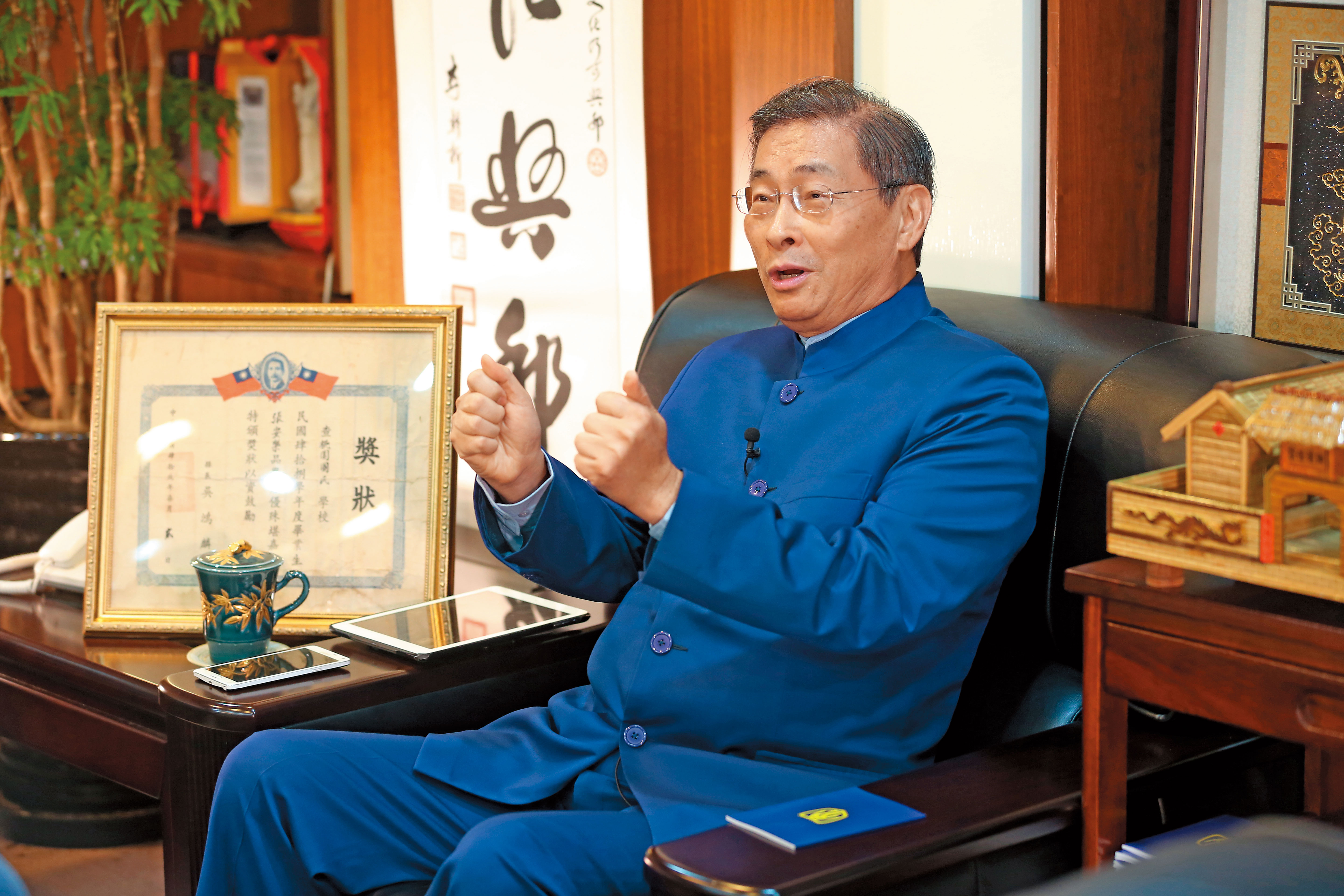 【掃黑斷金脈】爭議白狼　堅守「一中」立場