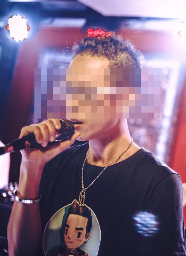 知名駐唱歌手王言皓昨日涉嫌販毒被逮，而演藝圈染毒的藝人也不在少數。
