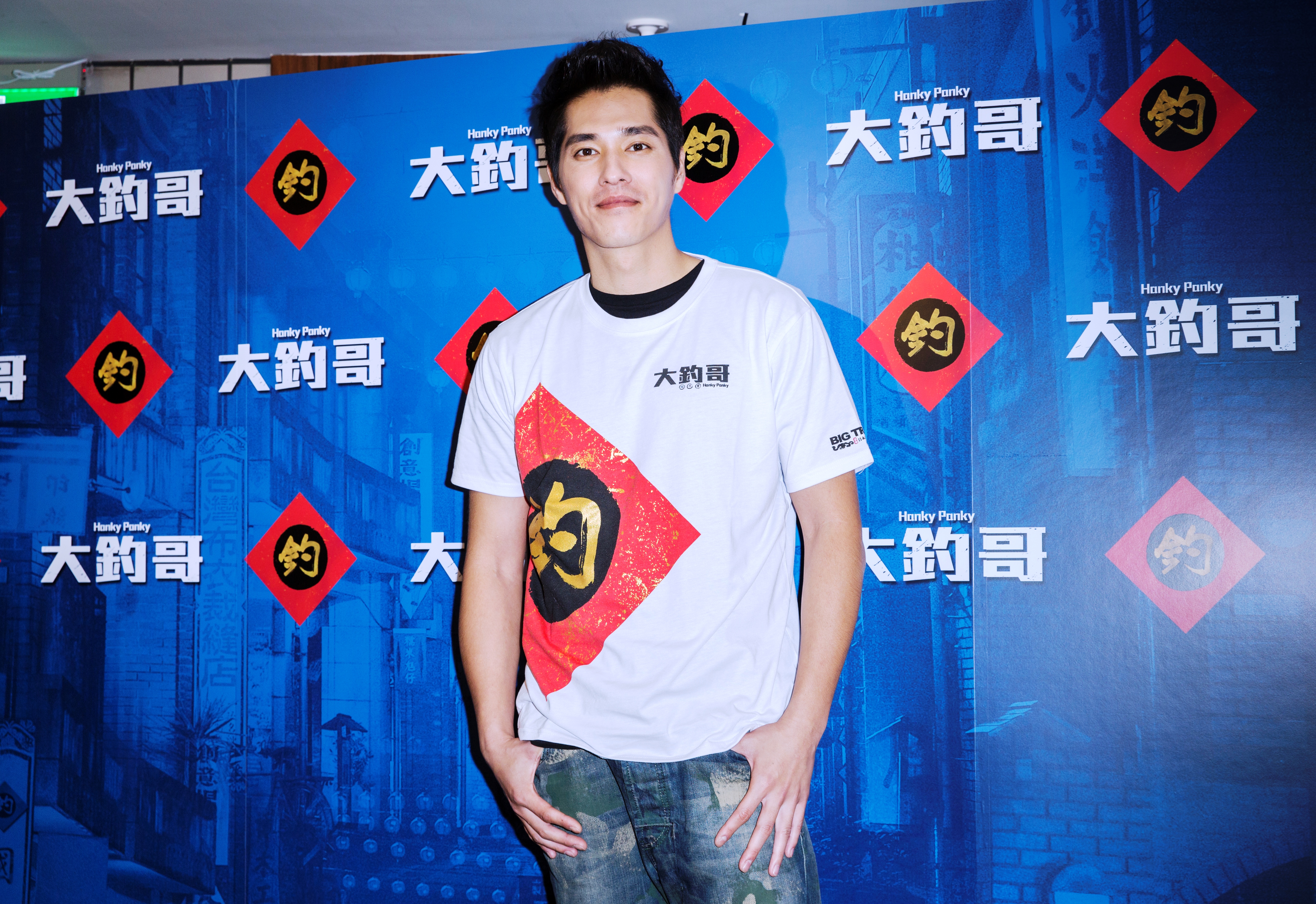 藍正龍與她轉圈圈跳舞　老婆周幼婷翻白眼