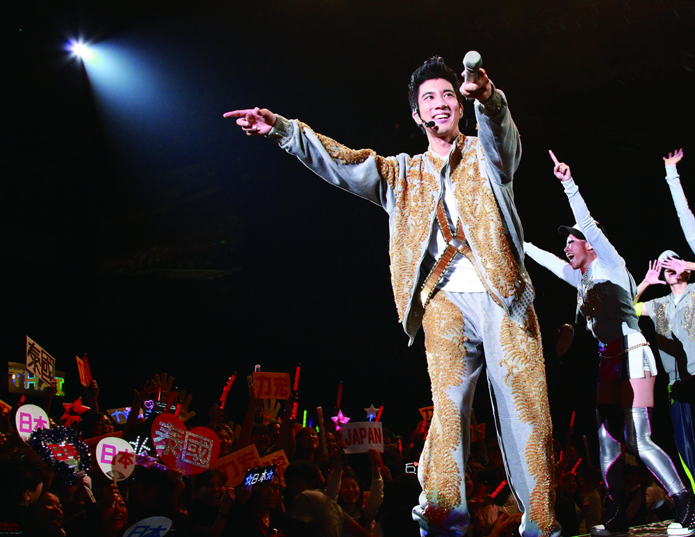 王力宏從10場演出當中，剪接出最完美的演唱會電影。