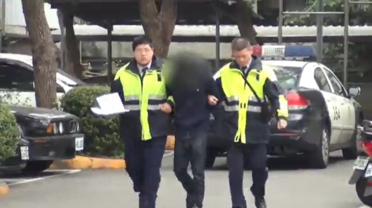 「今日風真透～」開槍高歌裝陳雷　蠢男落網