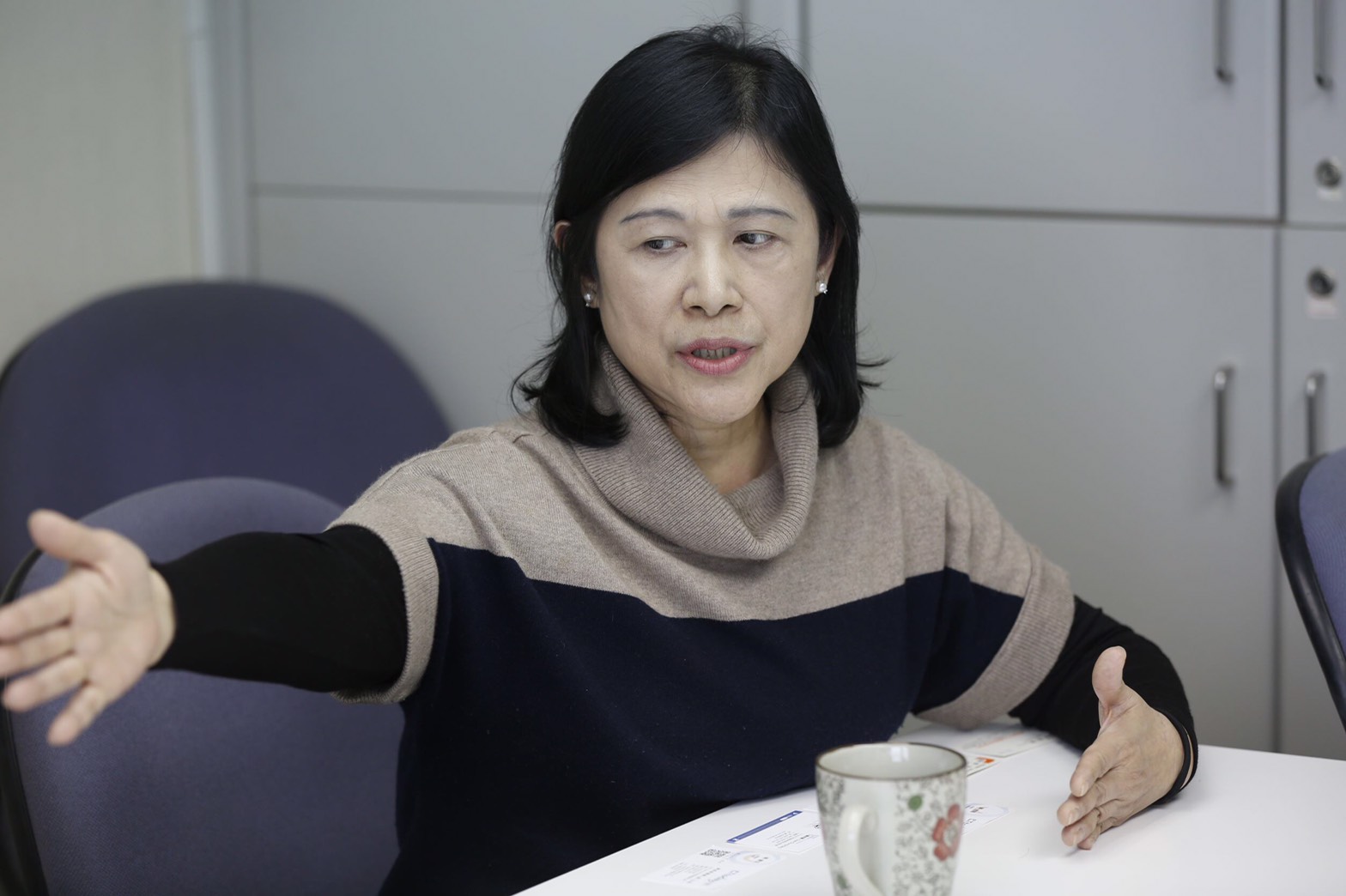 台紙總經理余美玲表示，台紙現在已經沒有監察人可以行使職權，如果三月底以前沒有召開股東臨時會選出監察人通過財報，台紙將面臨股票暫停交易的處分。