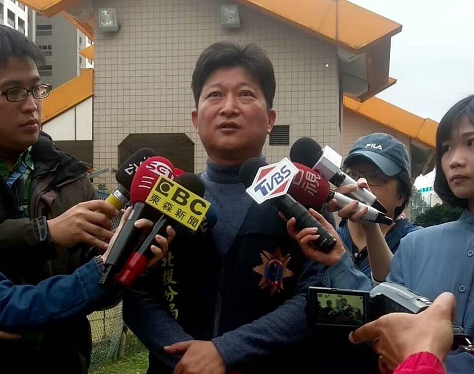 北投偵查隊長謝志鑫表示, 男子在遺書內提到對妻子的諸多不滿。