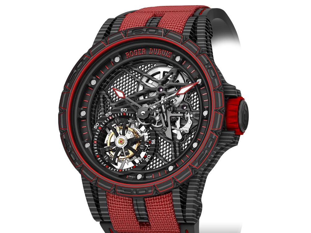 ROGER DUBUIS王者之劍Spider碳纖維陀飛輪以碳纖維打造機芯結構組件,以達到極度輕量。