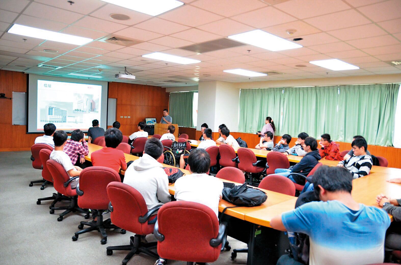 【領公帑自肥】國研院財團法人 限制少賺飽飽