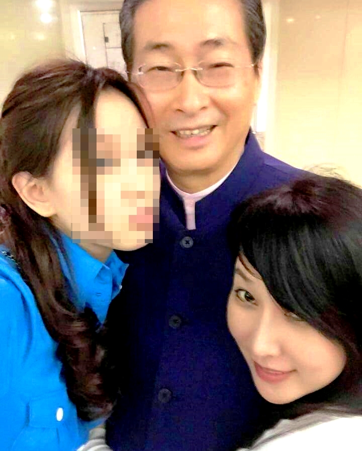 張安樂是竹聯幫元老,兩岸有不少類似邱惠美這種乾女兒。