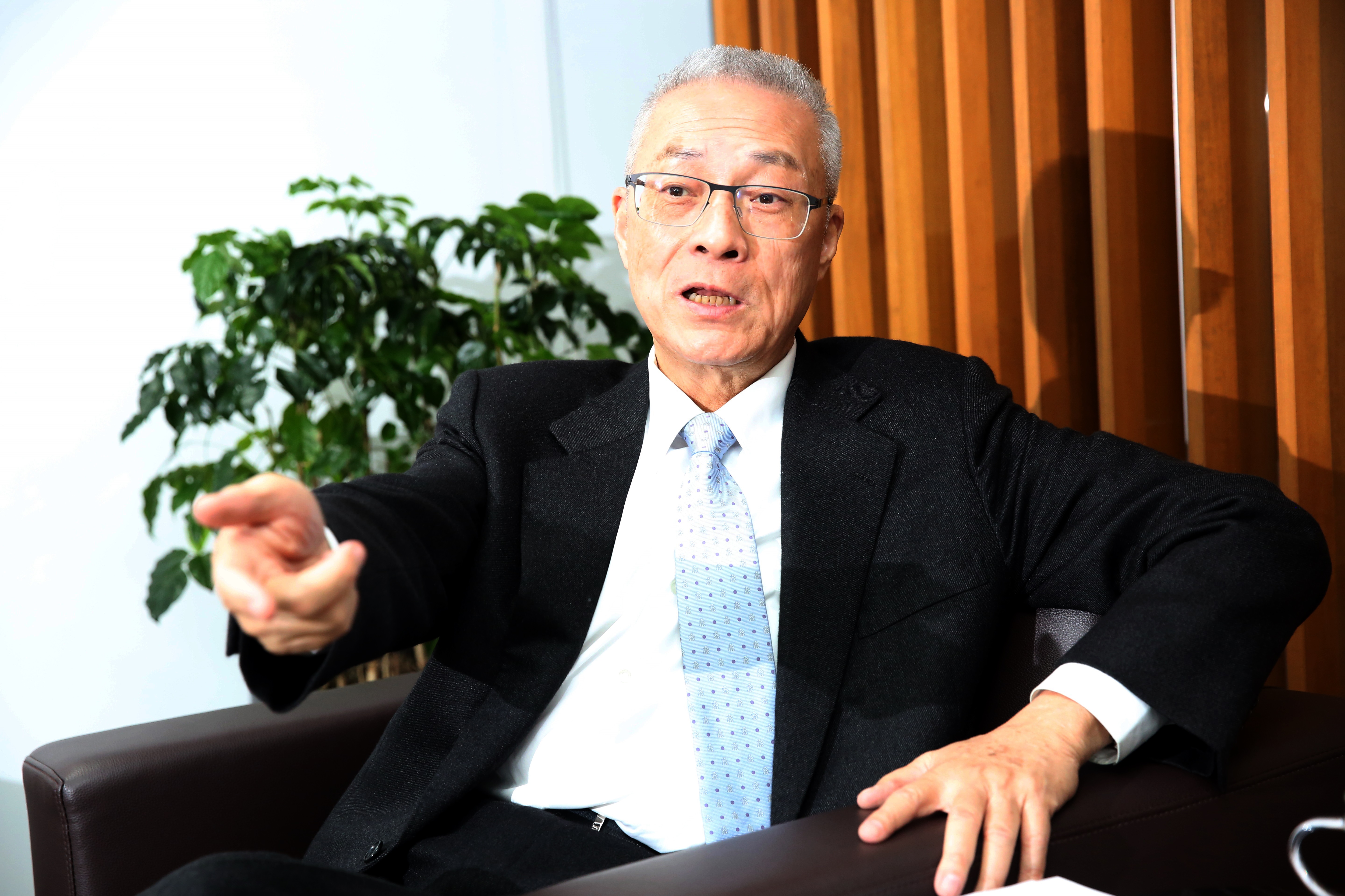 【藍黨魁爭霸】嗆洪房產多　吳敦義：我才是庶民